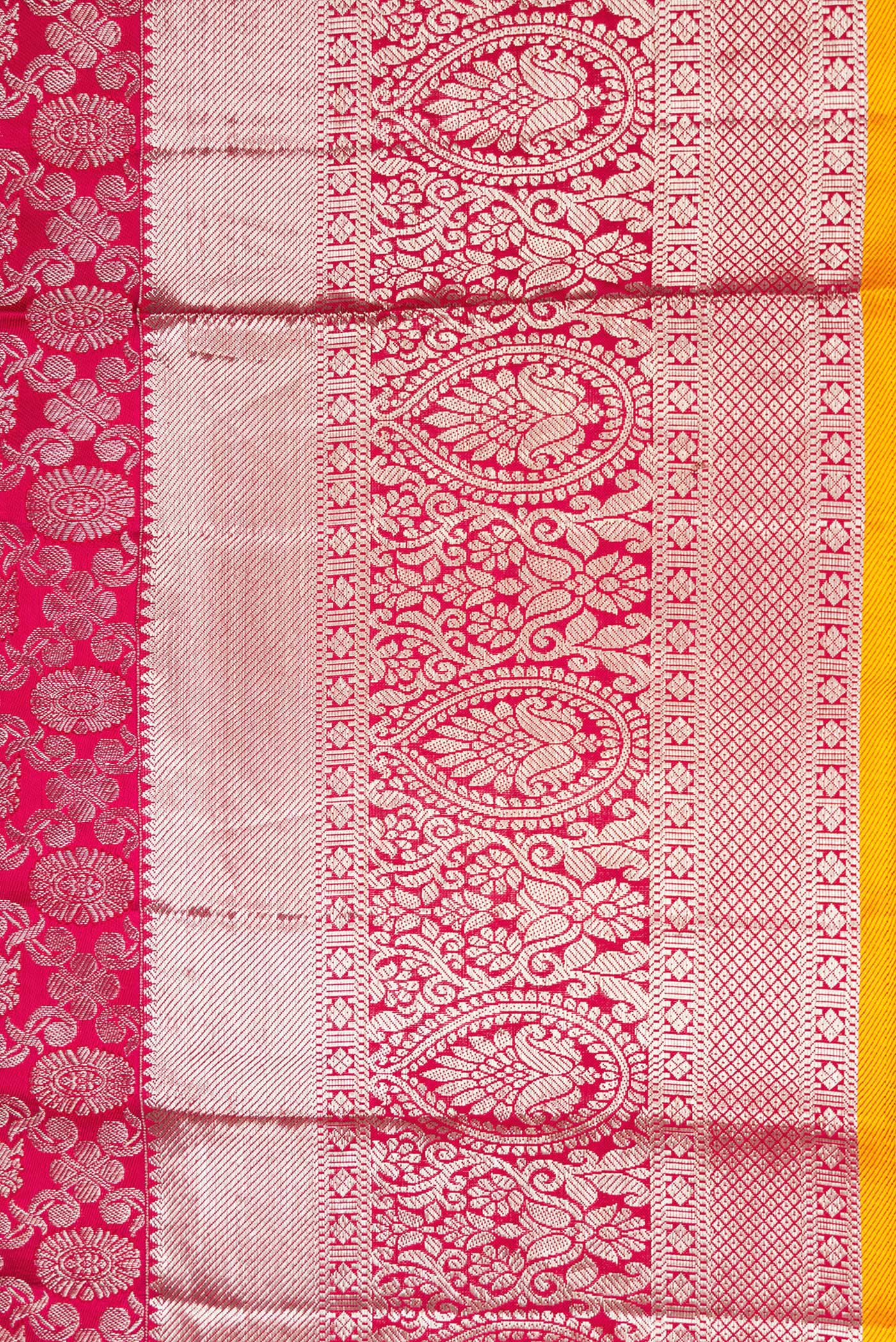 Border image of Pink Dual Tone Kanjivaram Silk Saree with Zari Brocade on the body and Zari Border. 