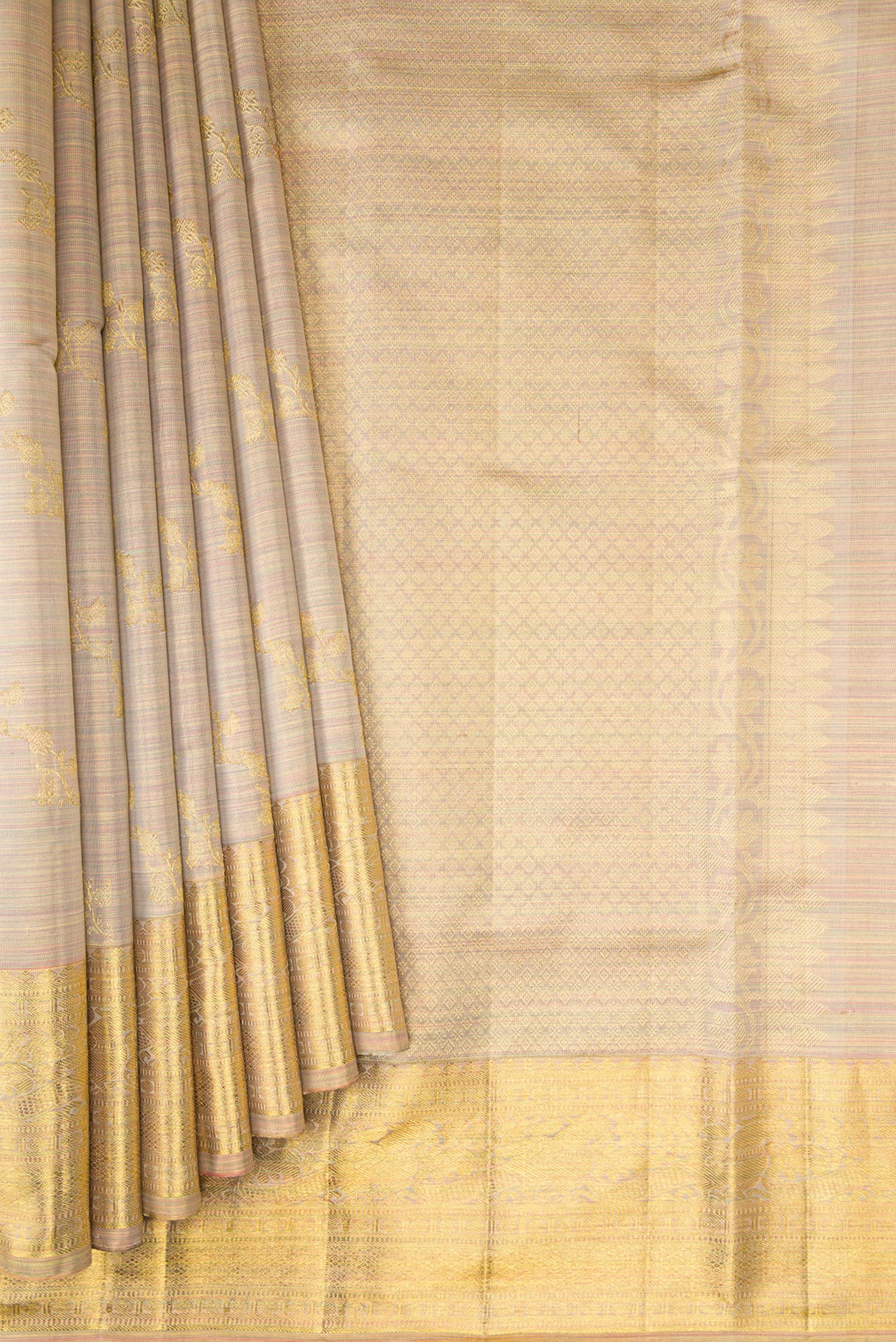 Pleats and pallu of Rose Gold Dual Tone Kanchipuram Tissue Silk Saree with Zari Brocade on the body and Zari Border. 