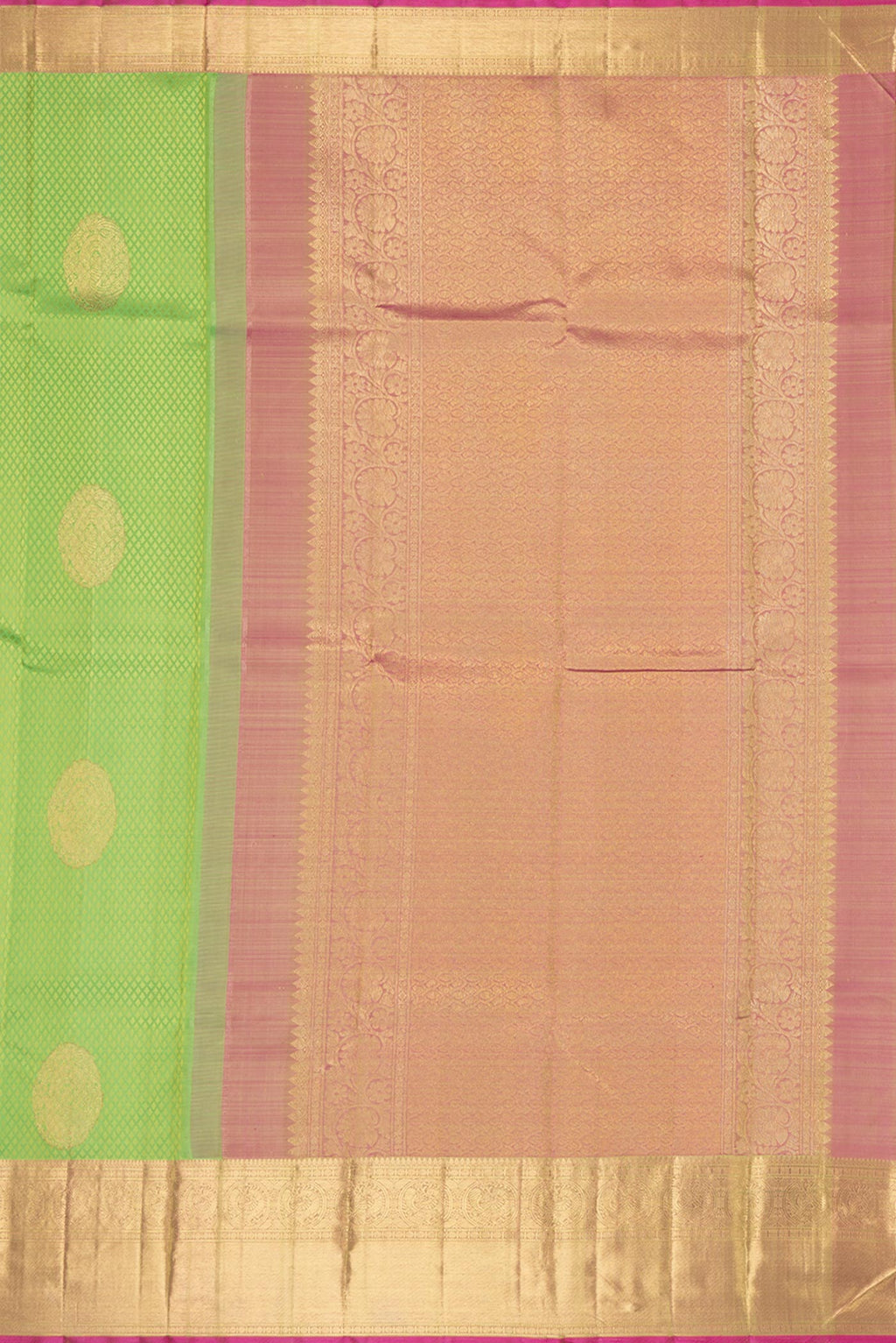 Close up image of the pallu of Pure Silk Parrot Green Kanchipuram Saree with Jacquard With Zari Butta on the body and Zari Border. 