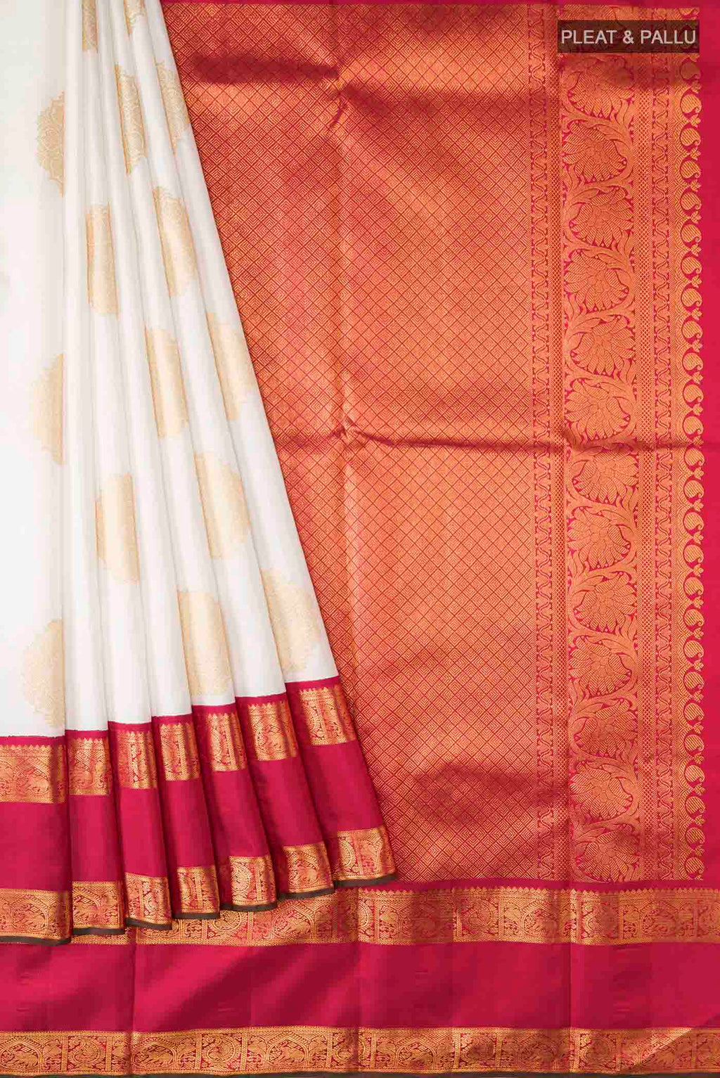 pleats pallu