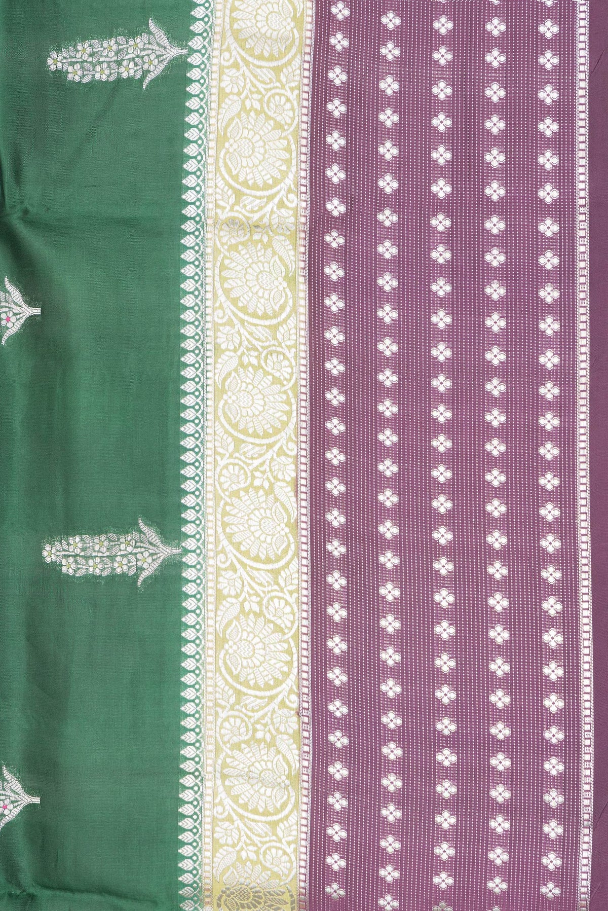 Border image of Bottle Green Dual Tone Tussar Silk Saree with Zari Butta on the body and Fancy Border. 