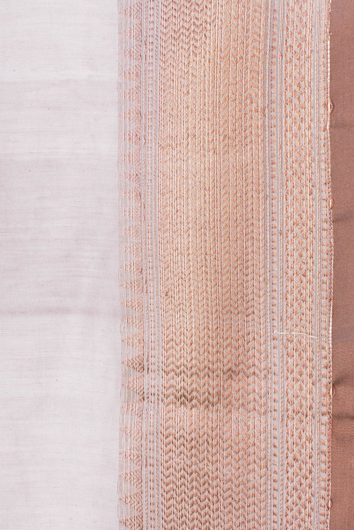 Border image of Grey Dual Tone Tussar Silk Saree with Zari Butta on the body and Zari Border. 