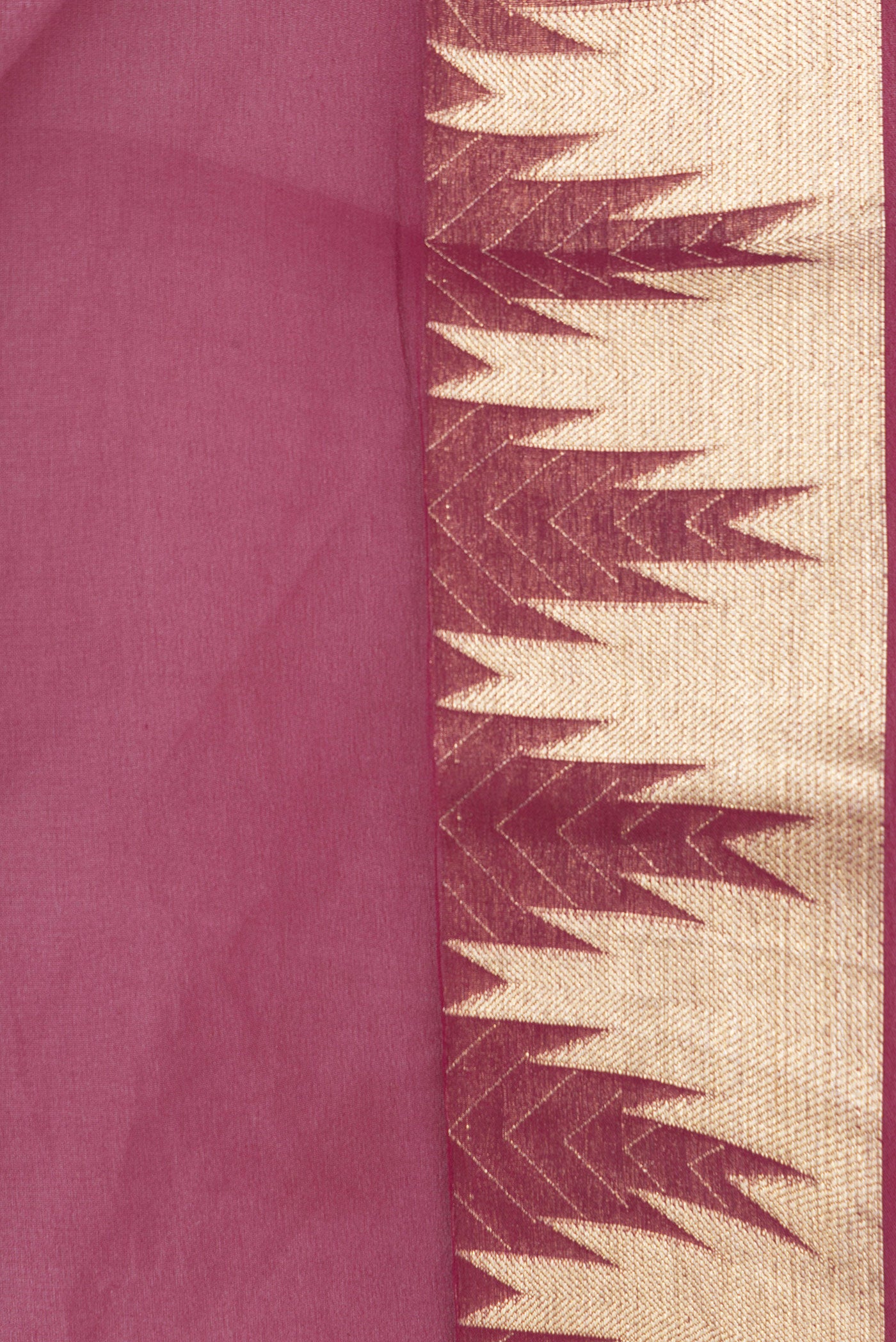 Border image of Magenta Dual Tone Mysore Georgette Saree with Plain Body and Temple Border. 
