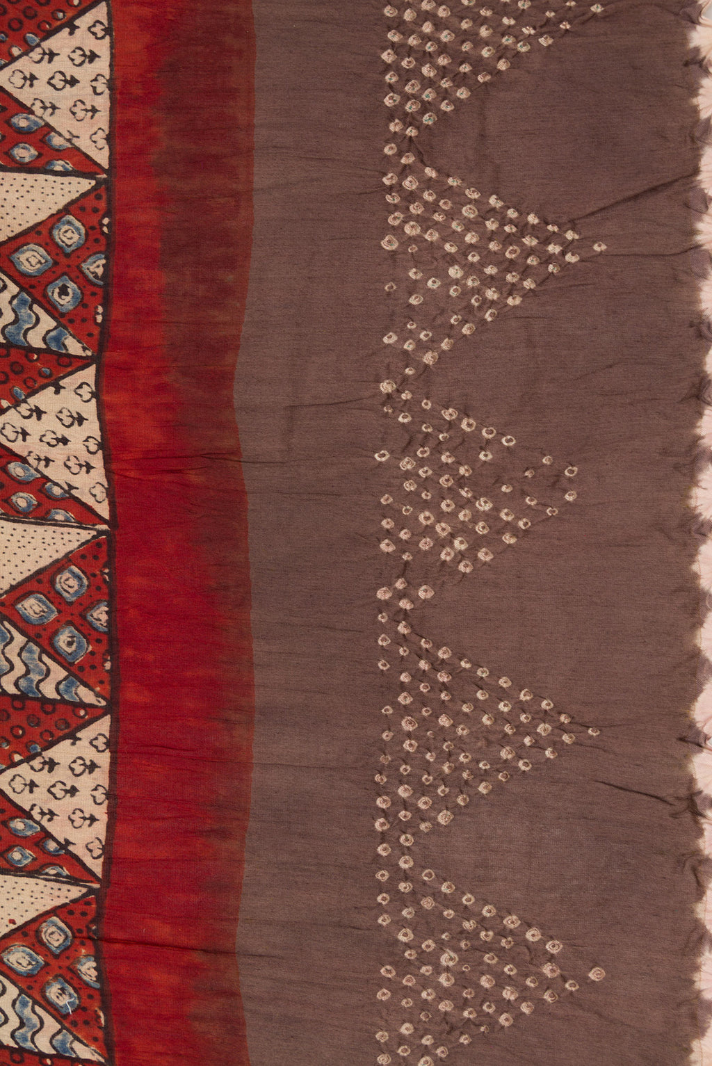 Border image of Maroon Dual Tone Bandhani Silk Saree with Bandhani Print on the body and Printed Border. 