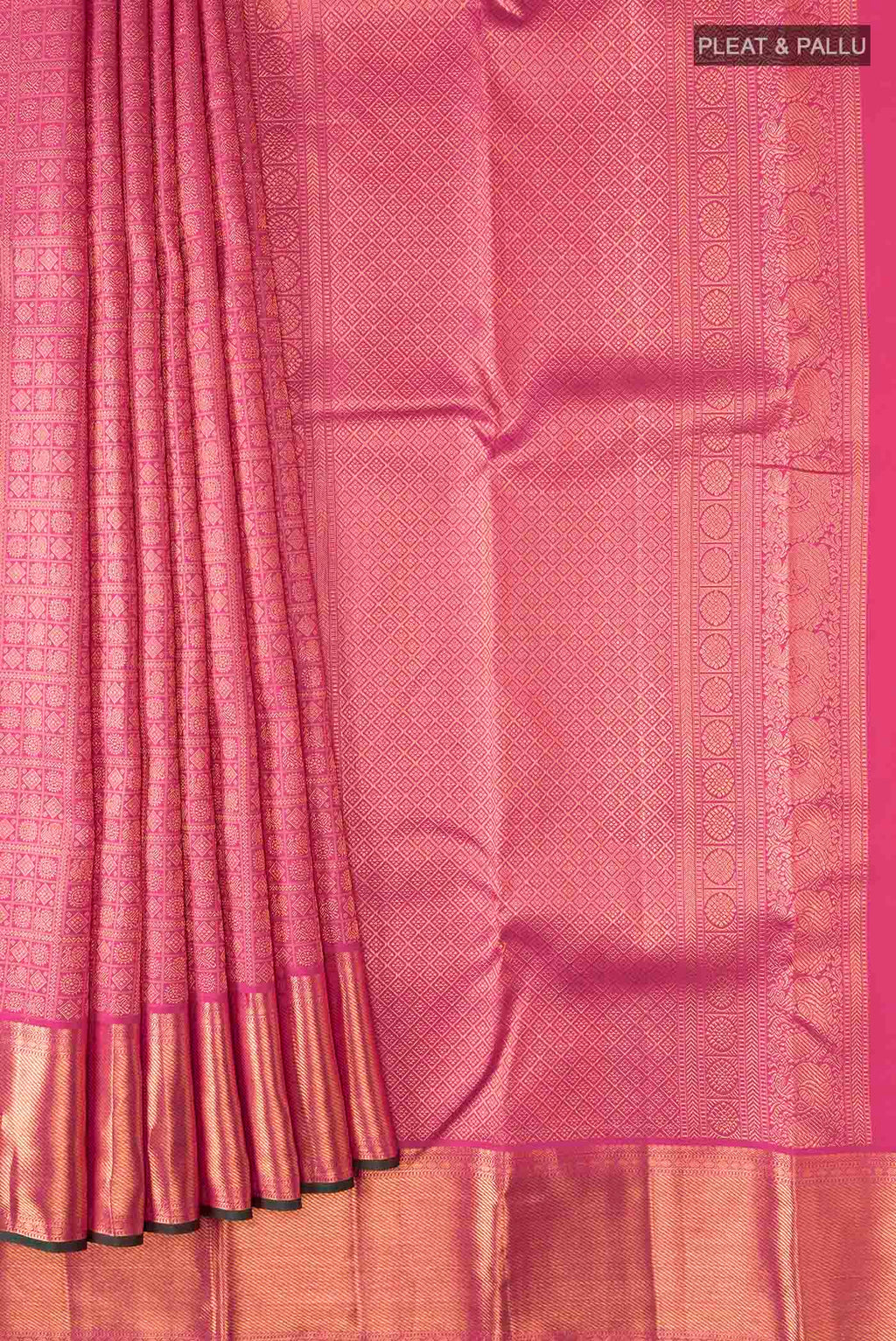 pleats pallu