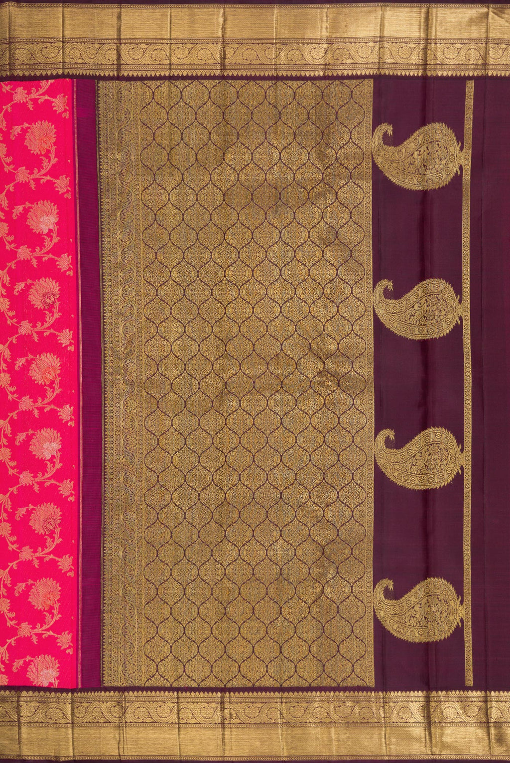 Close up image of the pallu of Pure Silk Pure Zari Pink Dual Tone Kanjivaram Saree with Zari Brocade on the body and Zari Border. 