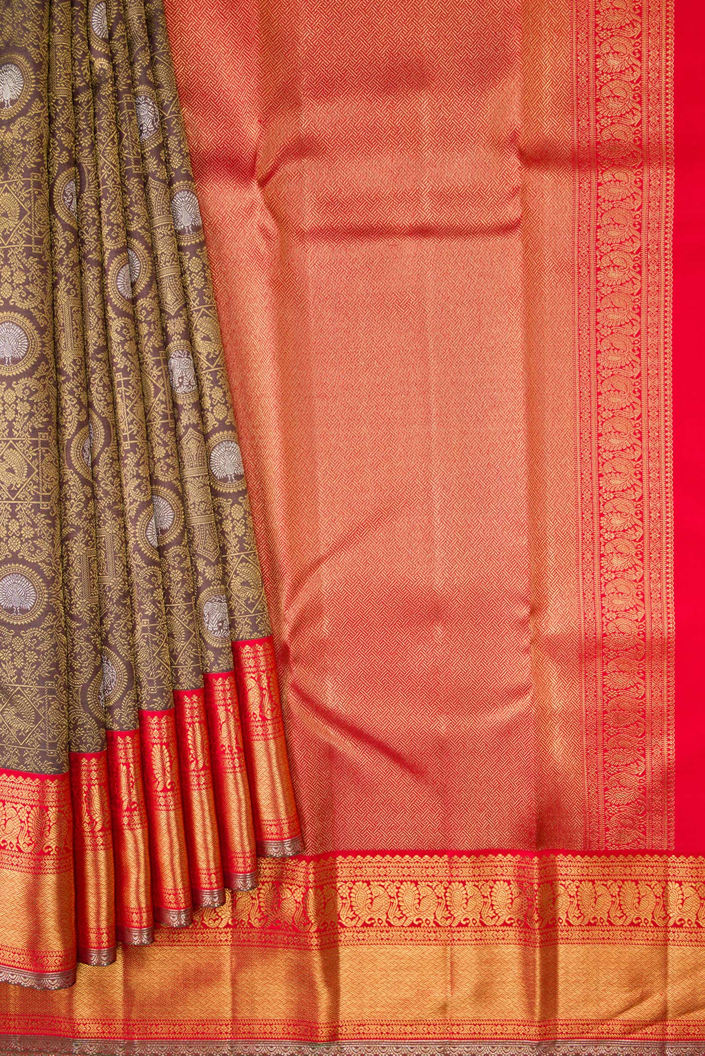 Pleats and pallu of Pure Silk Pure Zari Brown Dual Tone Kanjivaram Saree with Zari Brocade on the body and Zari Border. 