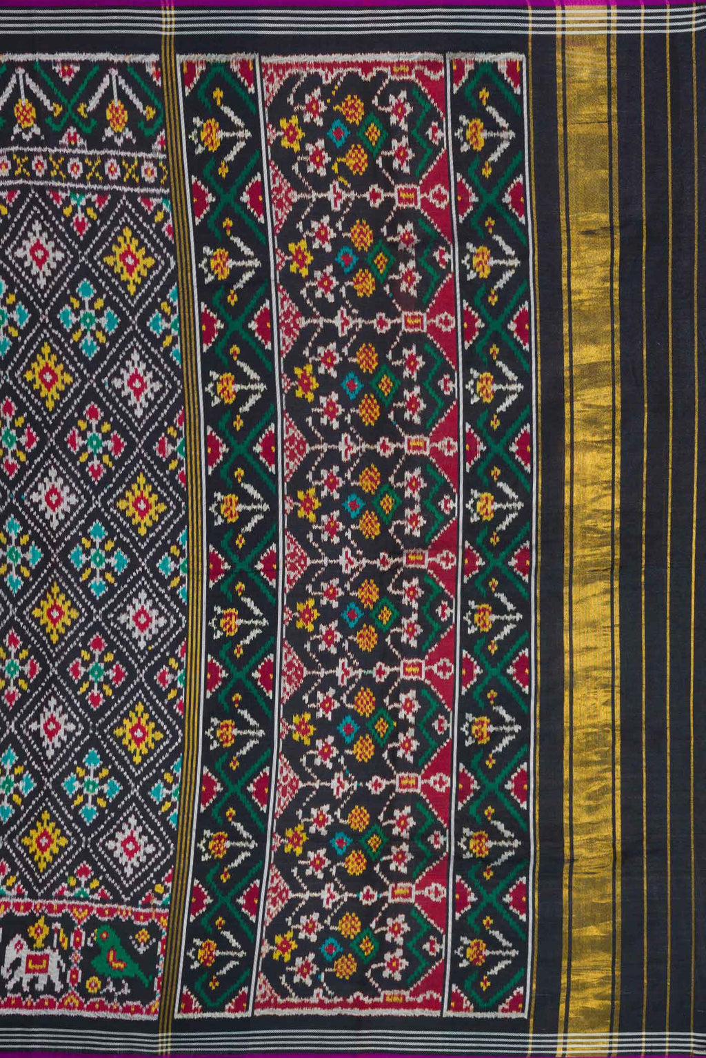 Close up image of the pallu of Black Pochampally Silk Saree with Pure Ikat on the body and Plain Border