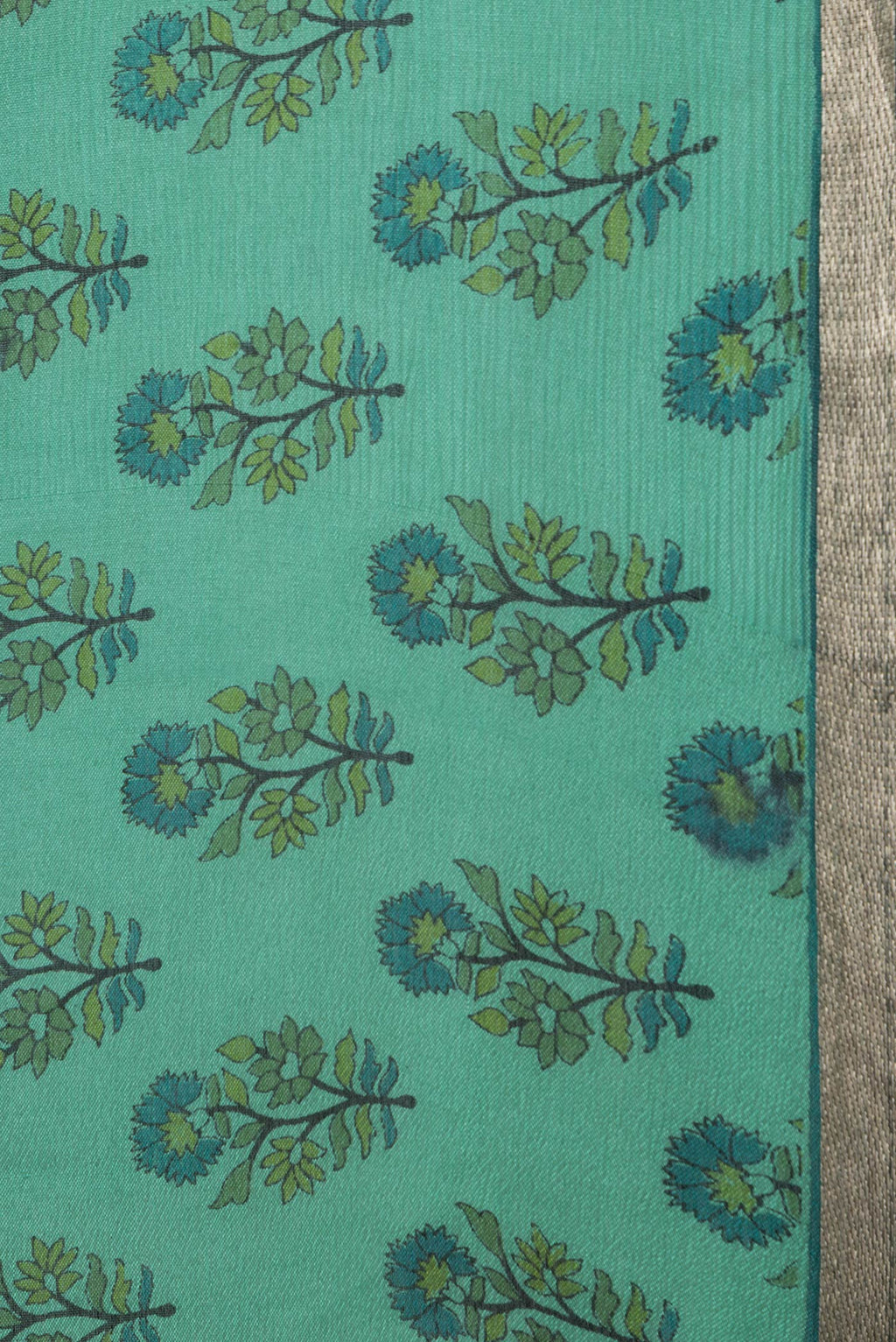 Border image of Sea Green Dual Tone Mysore Chiffon Saree with Printed design on the body and Zari Border. 