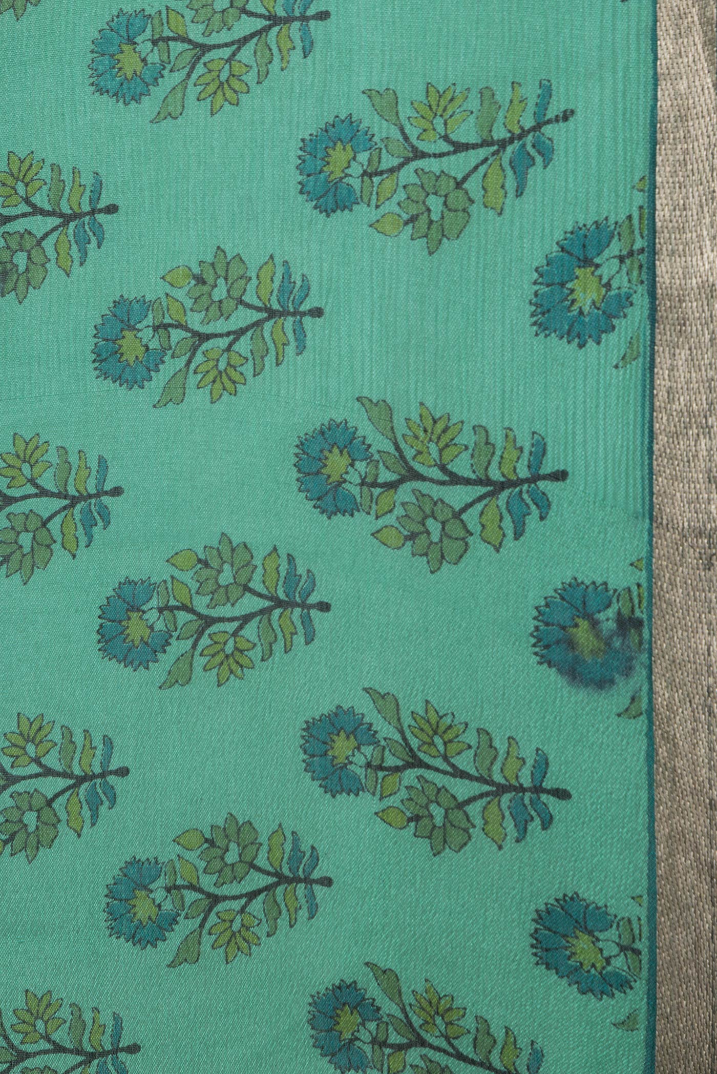 Border image of Sea Green Dual Tone Mysore Chiffon Saree with Printed design on the body and Zari Border. 