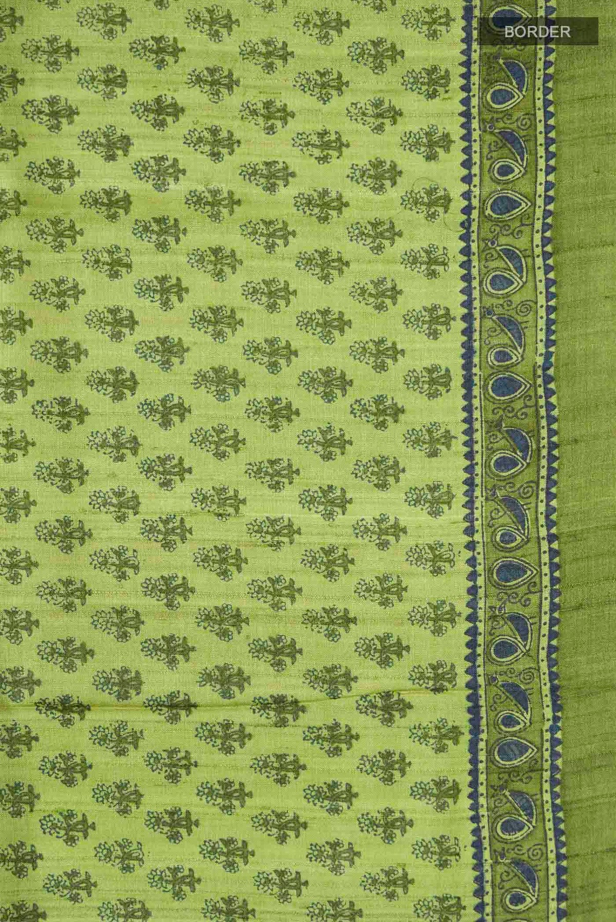 Border image of Green Tussar Silk Saree with Printed design on the body and Plain Border