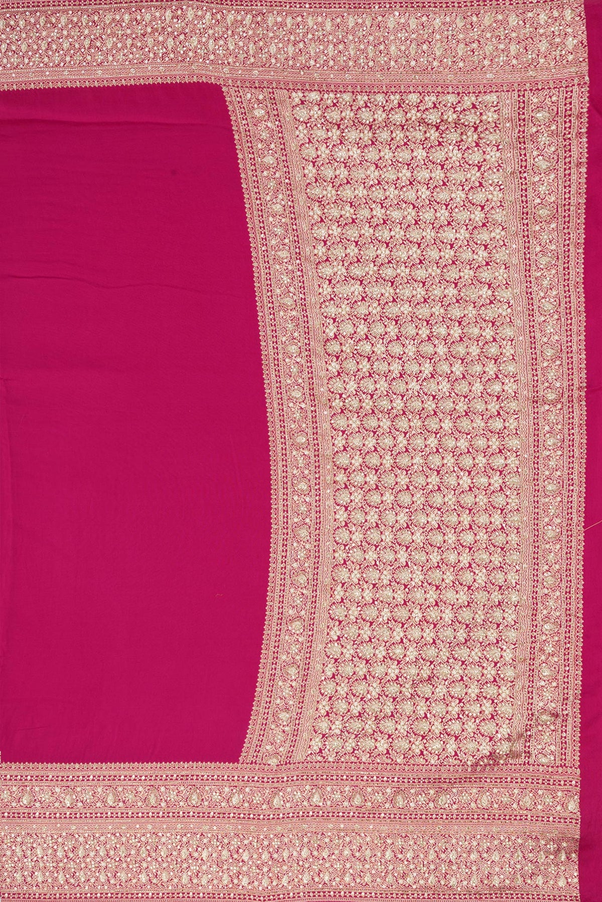 Close up image of the pallu of Pink Dual Tone Satin Crepe Saree with Plain Body and Sequin Border. 