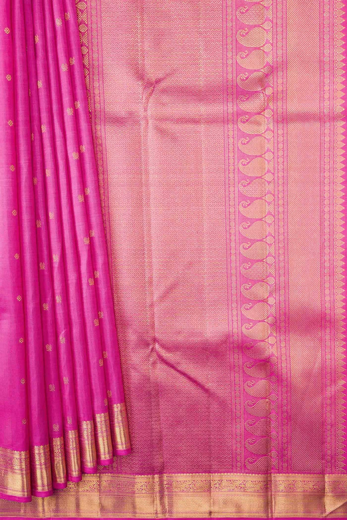 Pleats and pallu of Pure Silk Pure Zari Rose pink Kanchipuram Saree with Zari Butta on the body and Zari Border