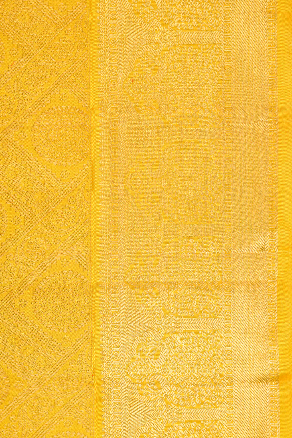 Border image of Yellow Dual Tone Kanjivaram Silk Saree with Zari Brocade on the body and Zari Border. 