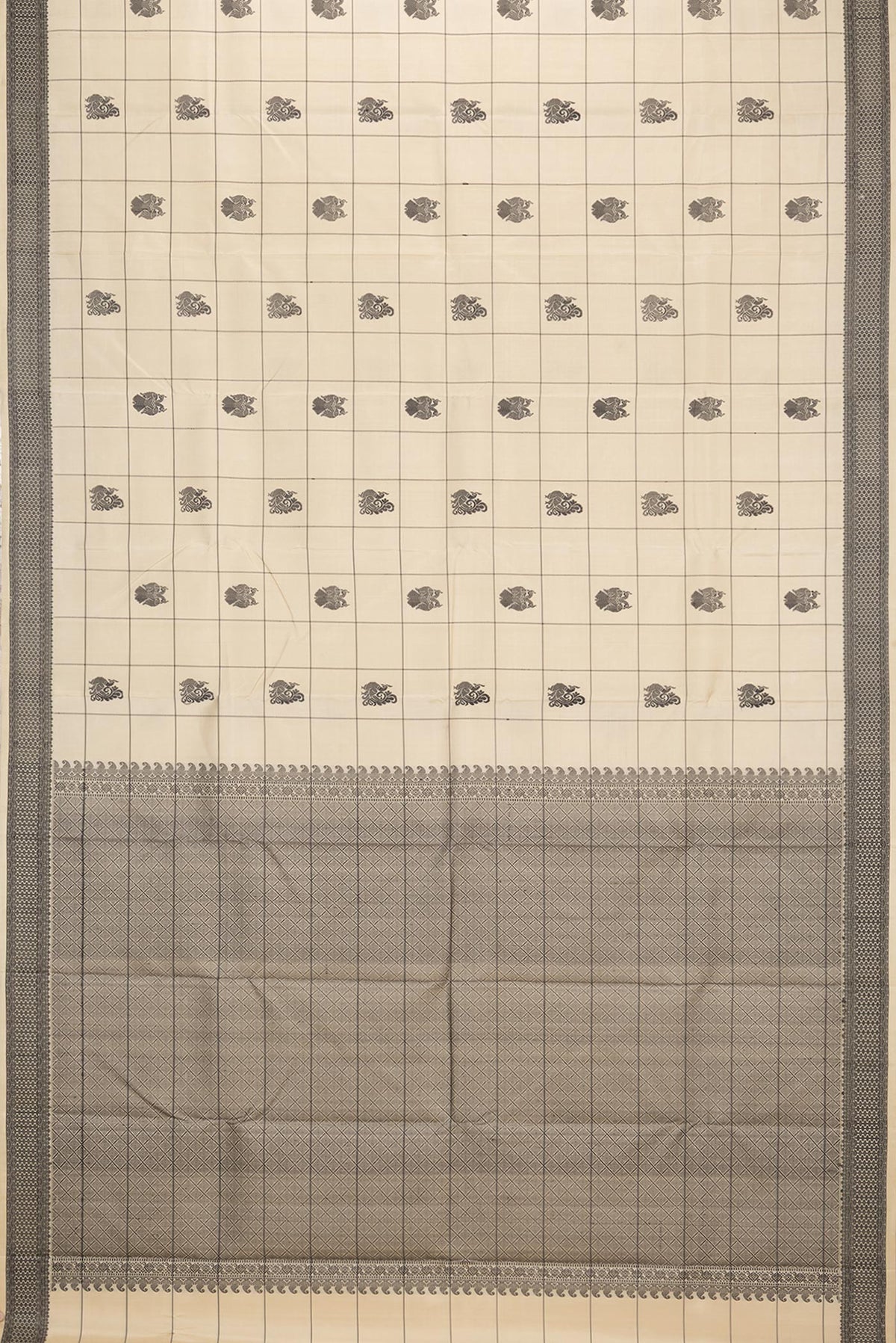 Flat view of Pure Silk Beige Dual Tone Kanchipuram Saree with Checked design on the body and Thread Border. 
