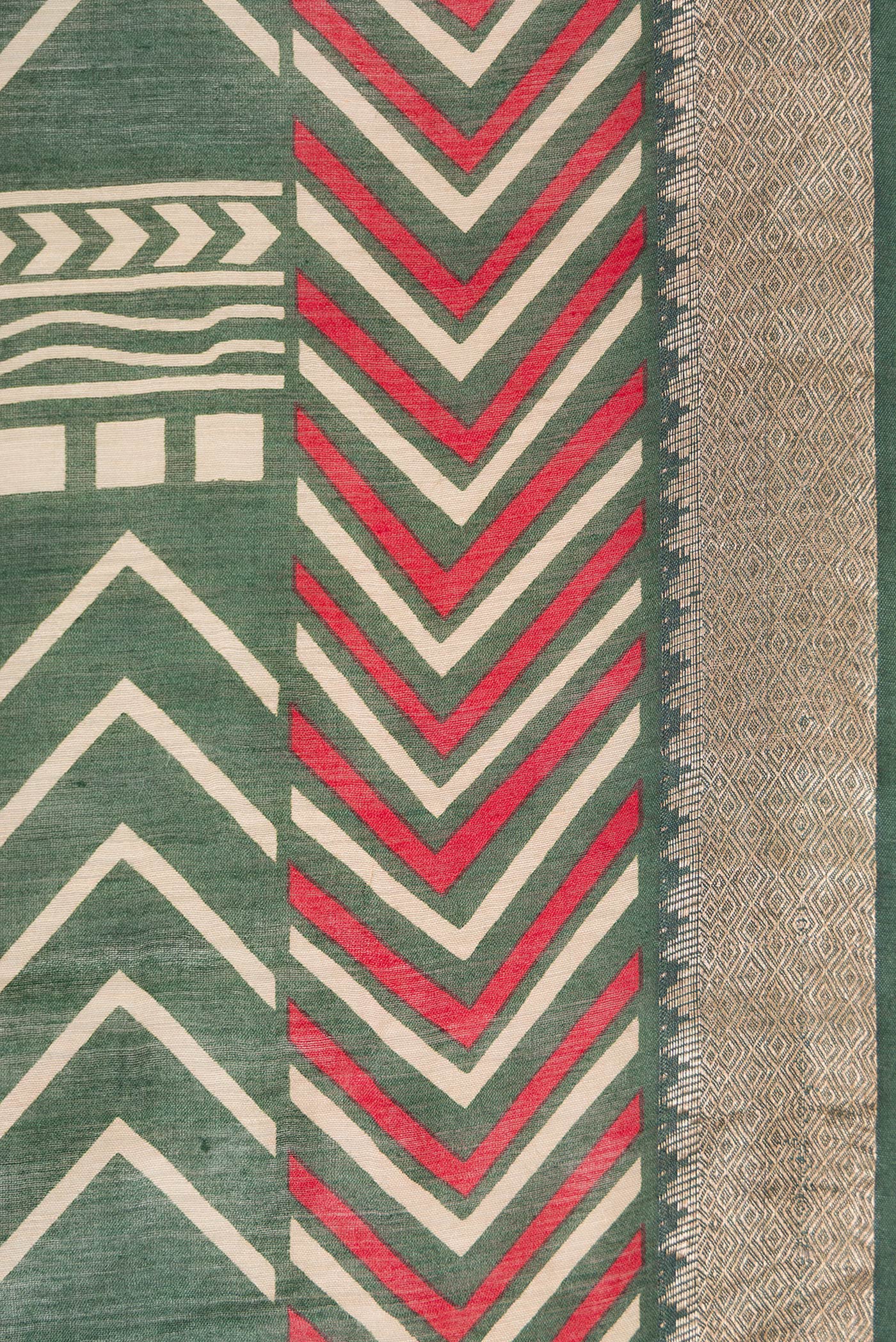Border image of Green Dual Tone Tussar Silk Saree with Printed design on the body and Zari Border. 