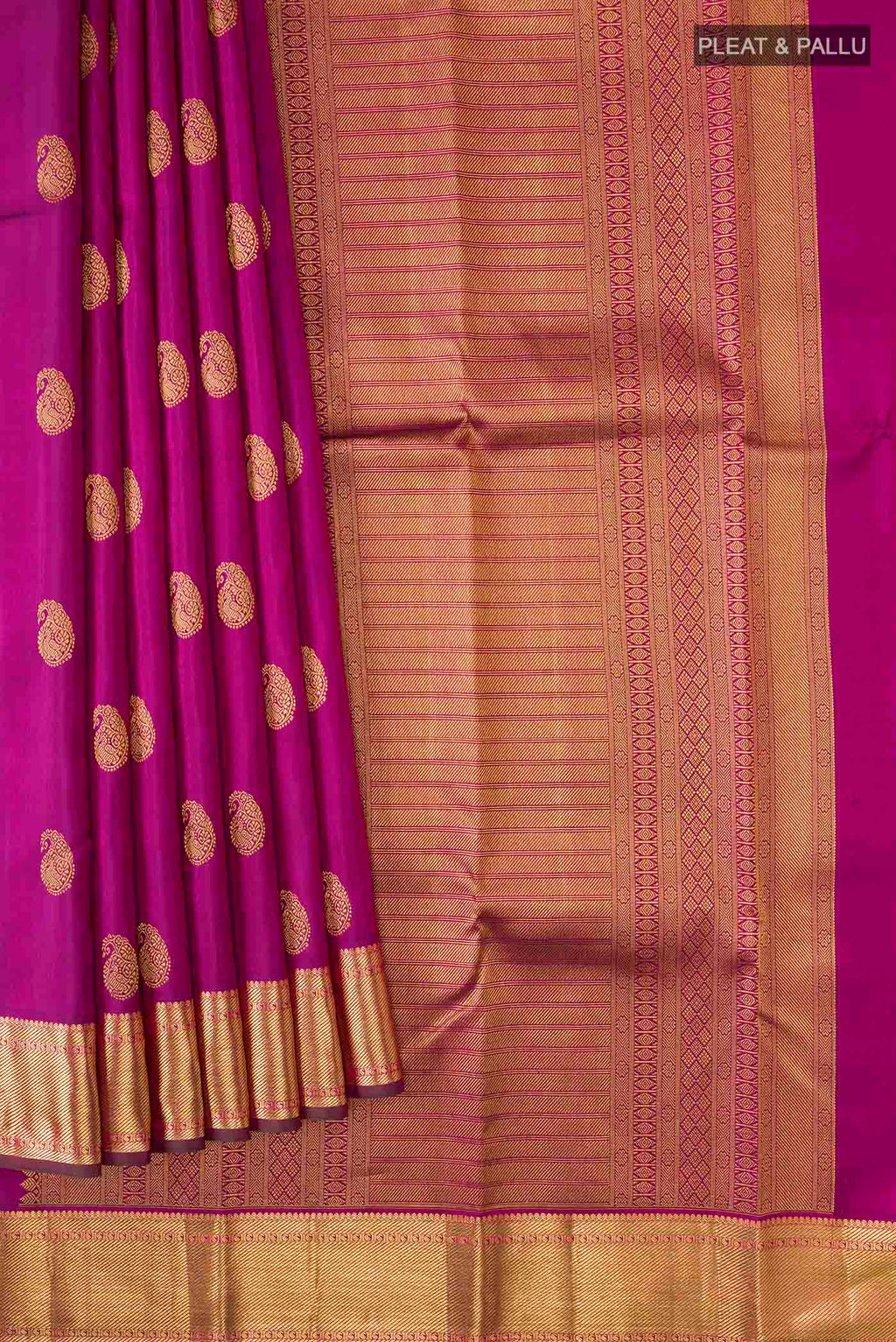 pleats pallu