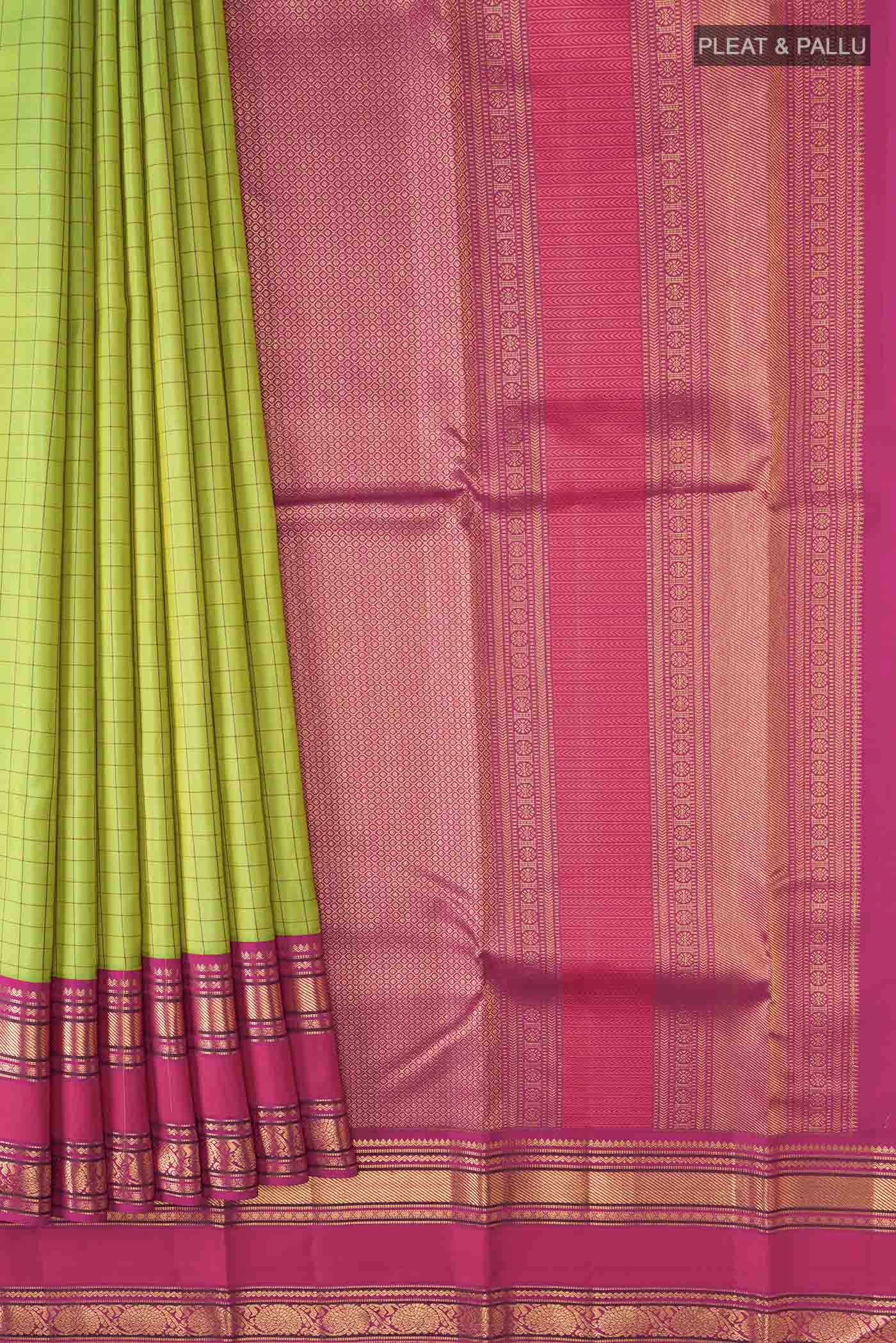 pleats pallu