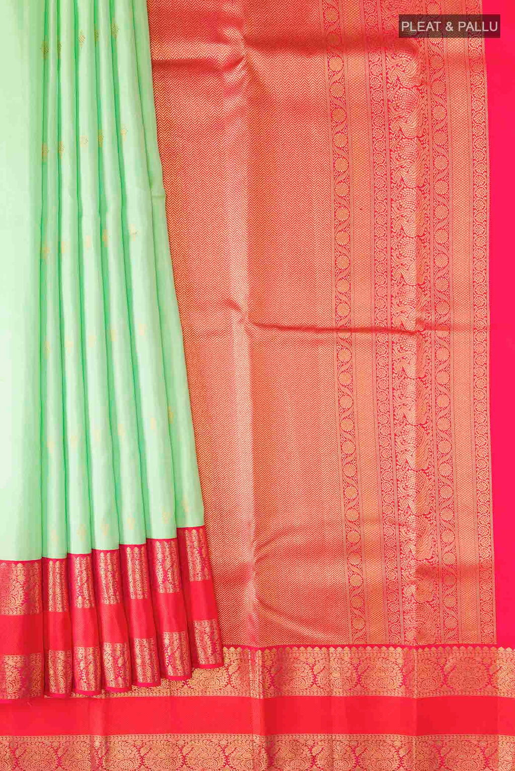 pleats pallu