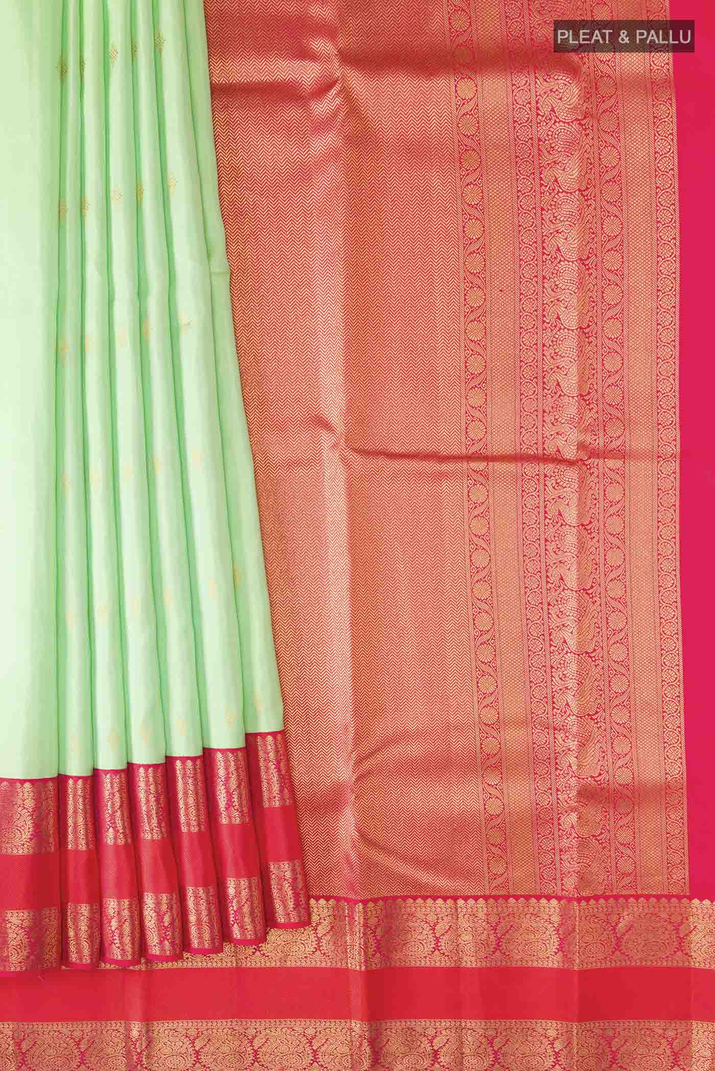 pleats pallu