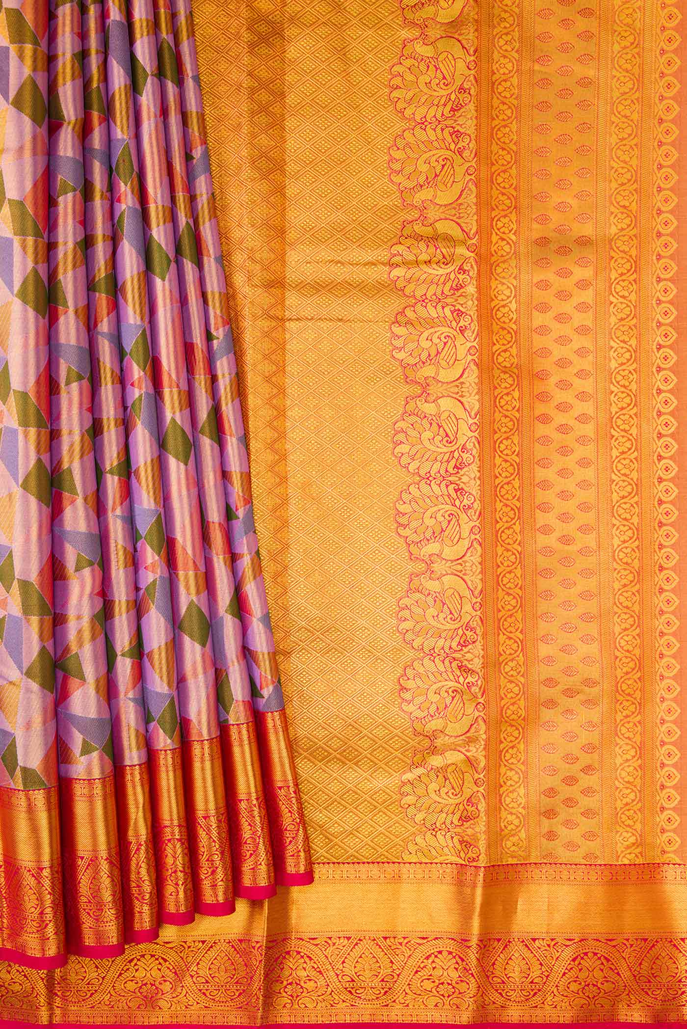 Pleats and pallu of Lavender Dual Tone Kanjivaram Tissue Silk Saree with Zari Brocade on the body and Zari Border. 