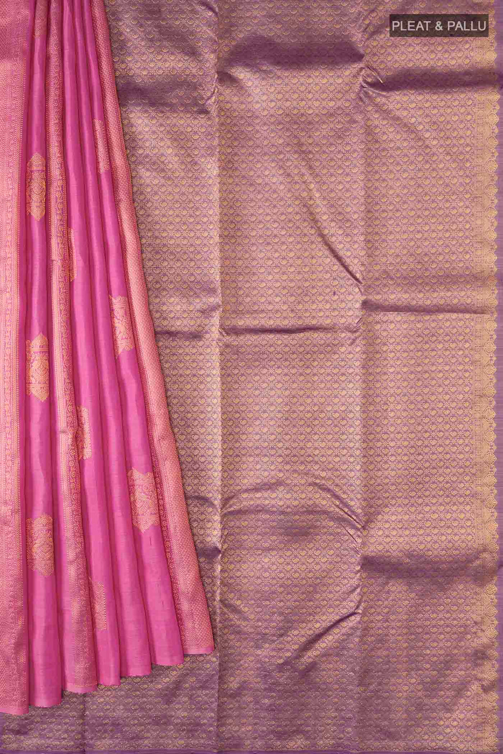 pleats pallu