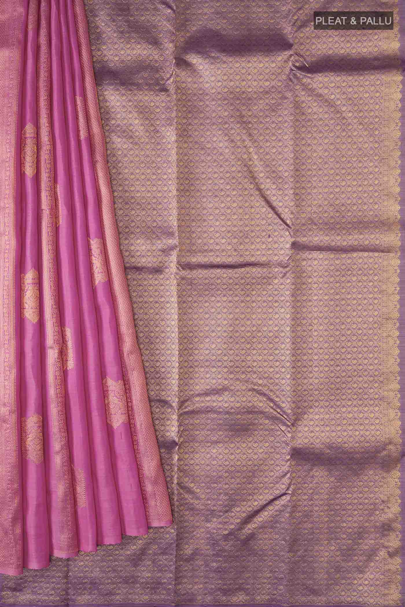 pleats pallu