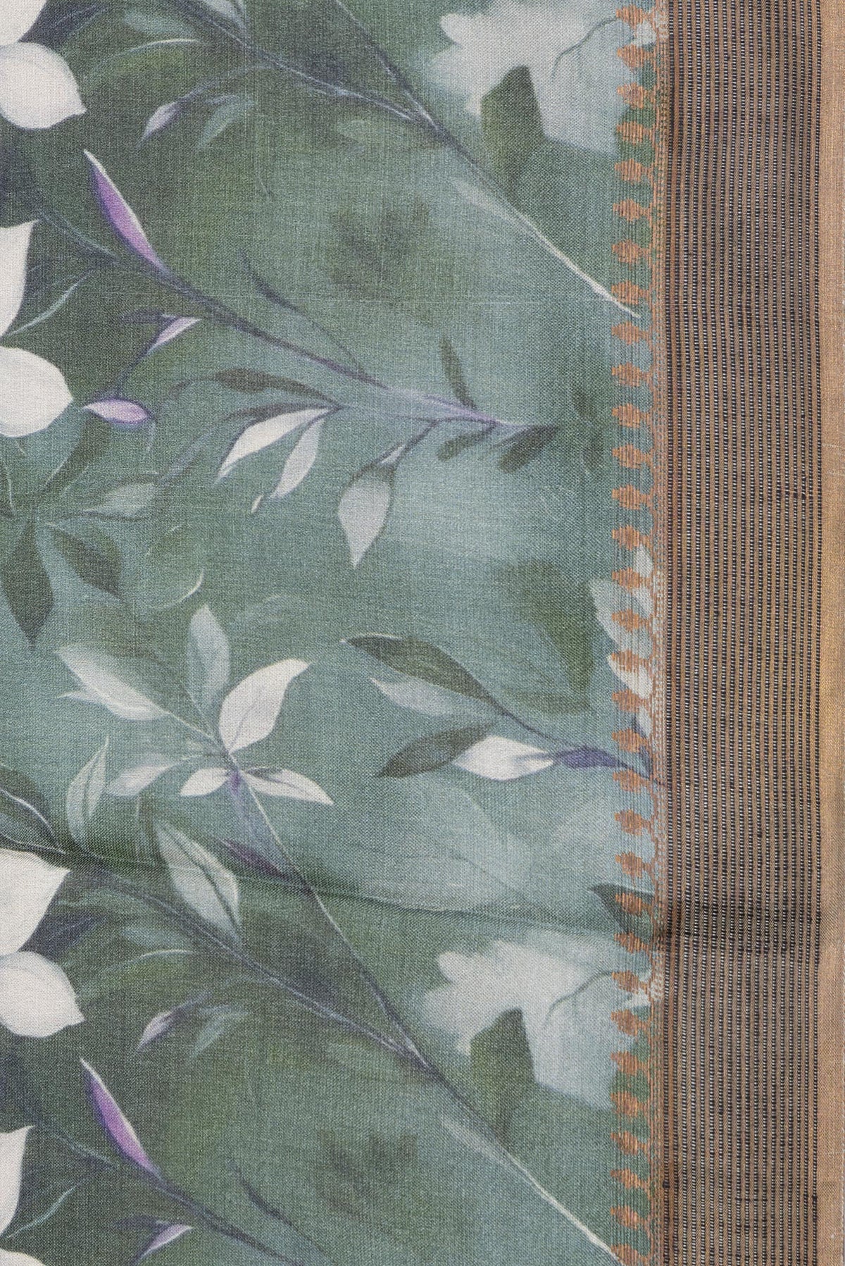 Border image of Green Dual Tone Organza Silk Saree with Printed design on the body and Zari Border. 