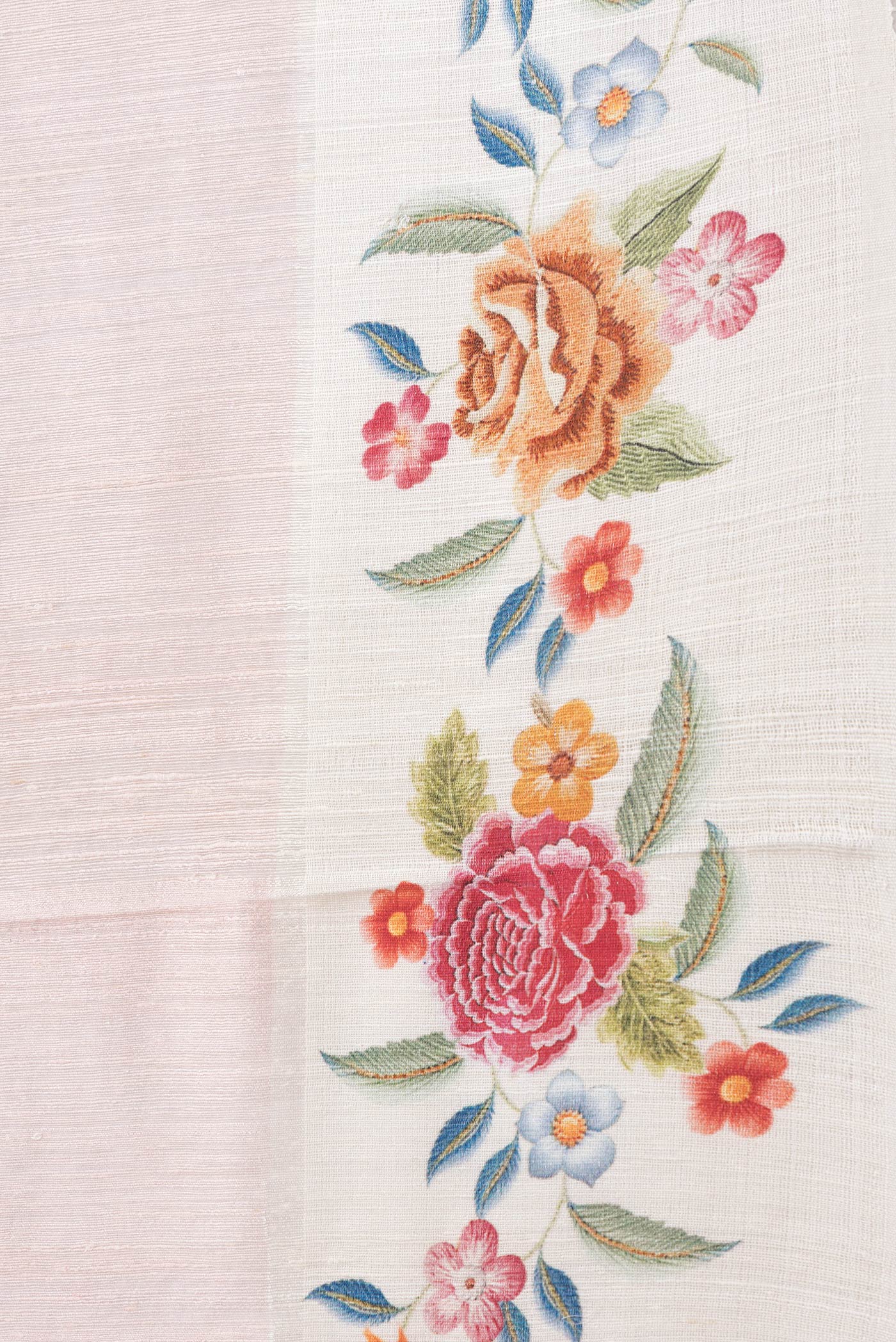 Border image of Rose Gold Dual Tone Tussar Silk Saree with Plain Body and Printed Border. 