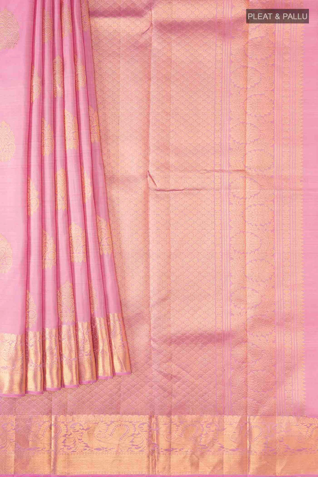 pleats pallu