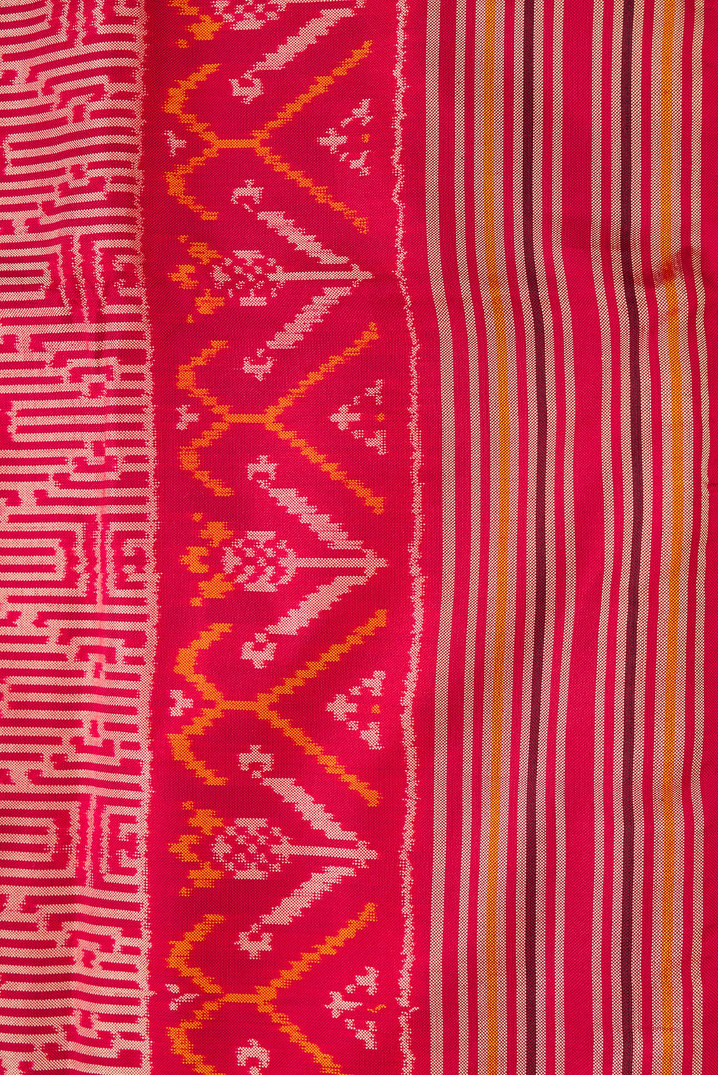 Border image of Maroon Dual Tone Double Ikat Saree with Ikat Print on the body and Thread Border. 