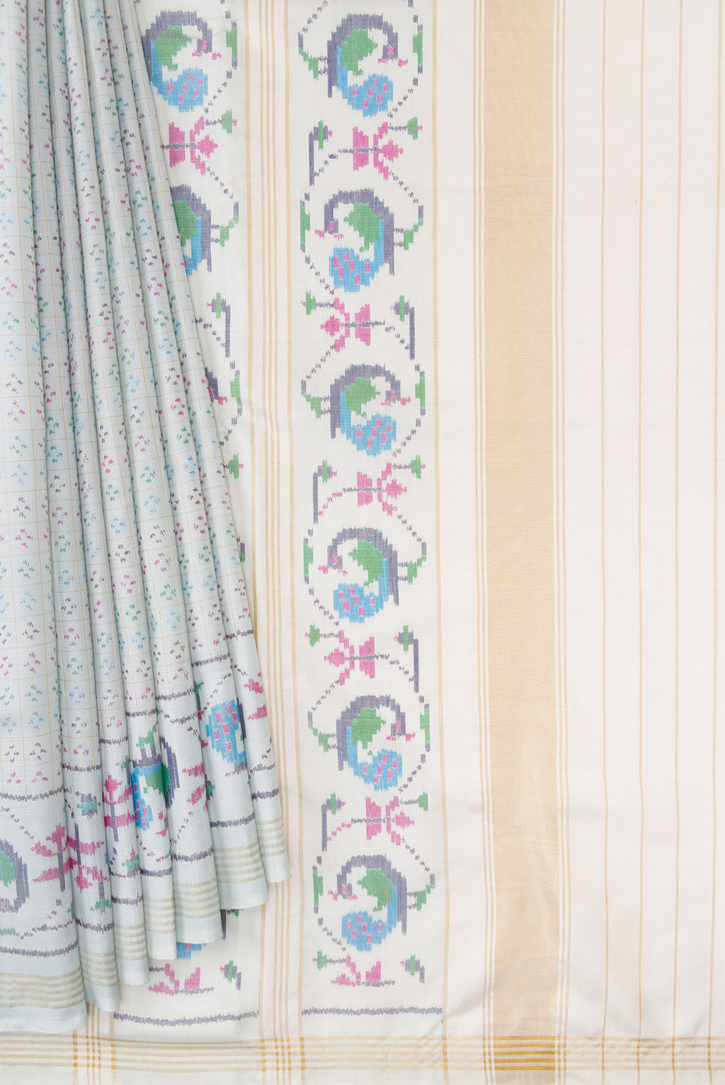 Pleats and pallu of Light Blue Dual Tone Double Ikat Saree with Ikat Print on the body and Ikat Border. 