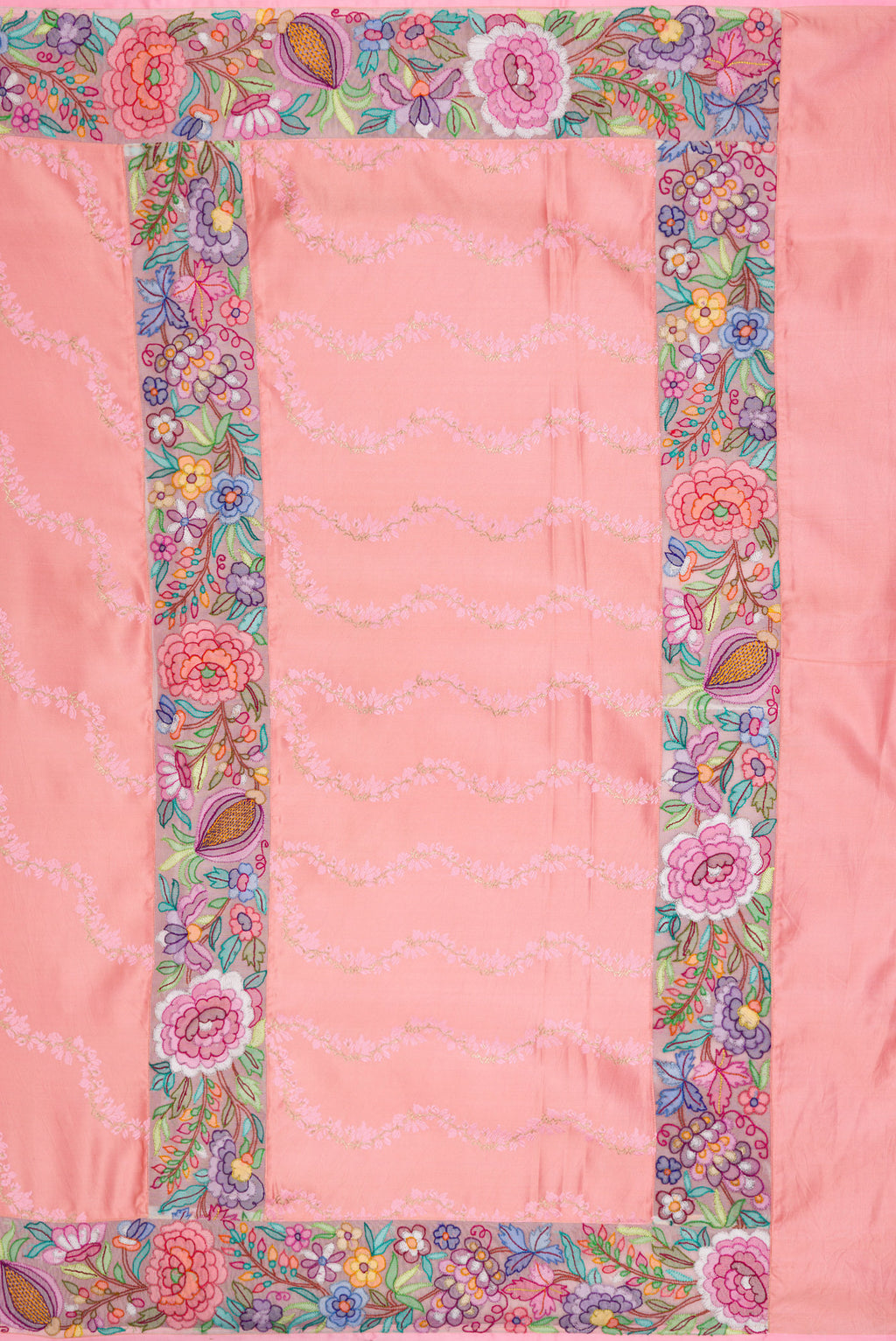 Close up image of the pallu of Pure Silk Pure Zari Pink Dual Tone Banarasi Saree with Embroidery on the body and Embroidery Border. 
