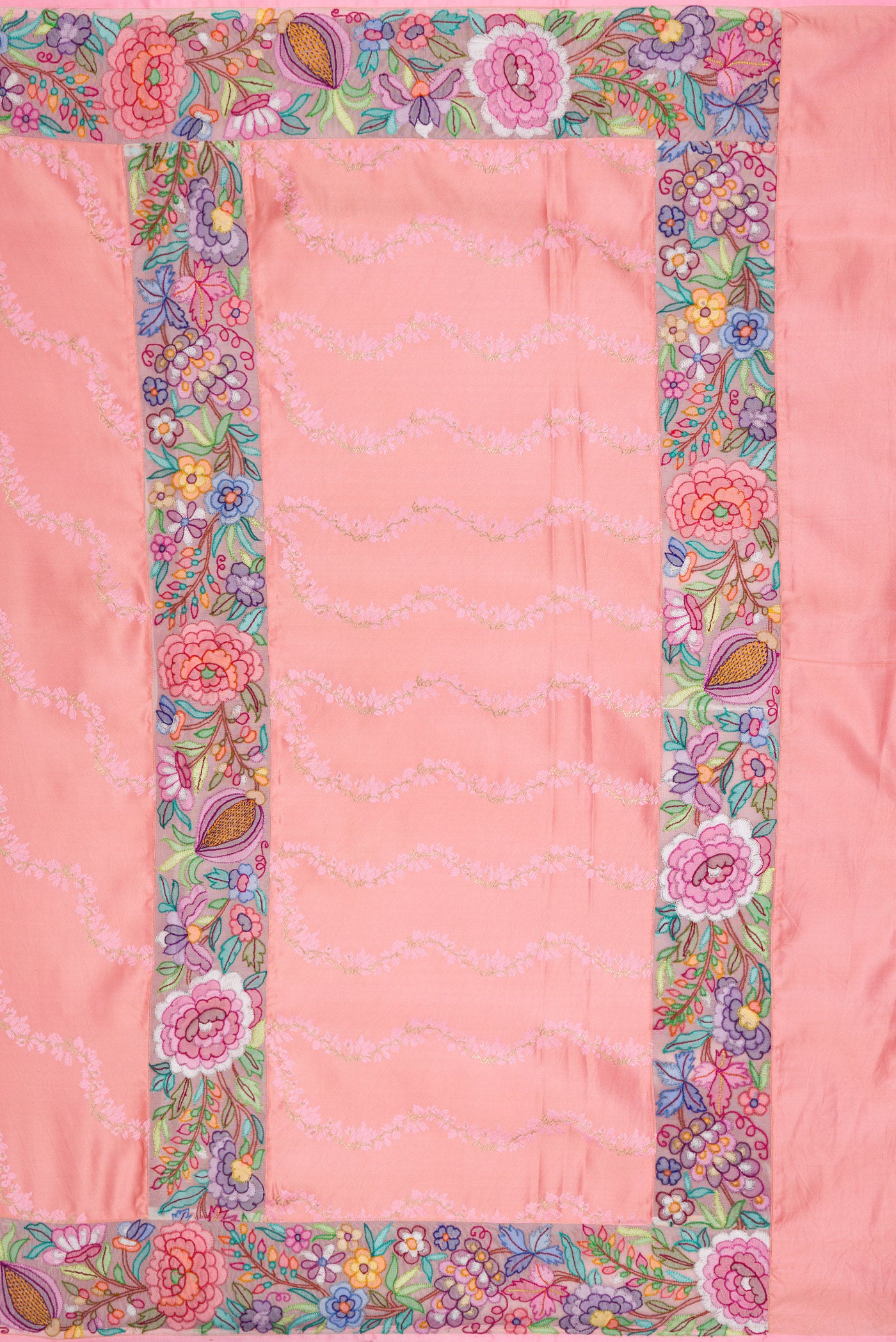 Close up image of the pallu of Pure Silk Pure Zari Pink Dual Tone Banarasi Saree with Embroidery on the body and Embroidery Border. 
