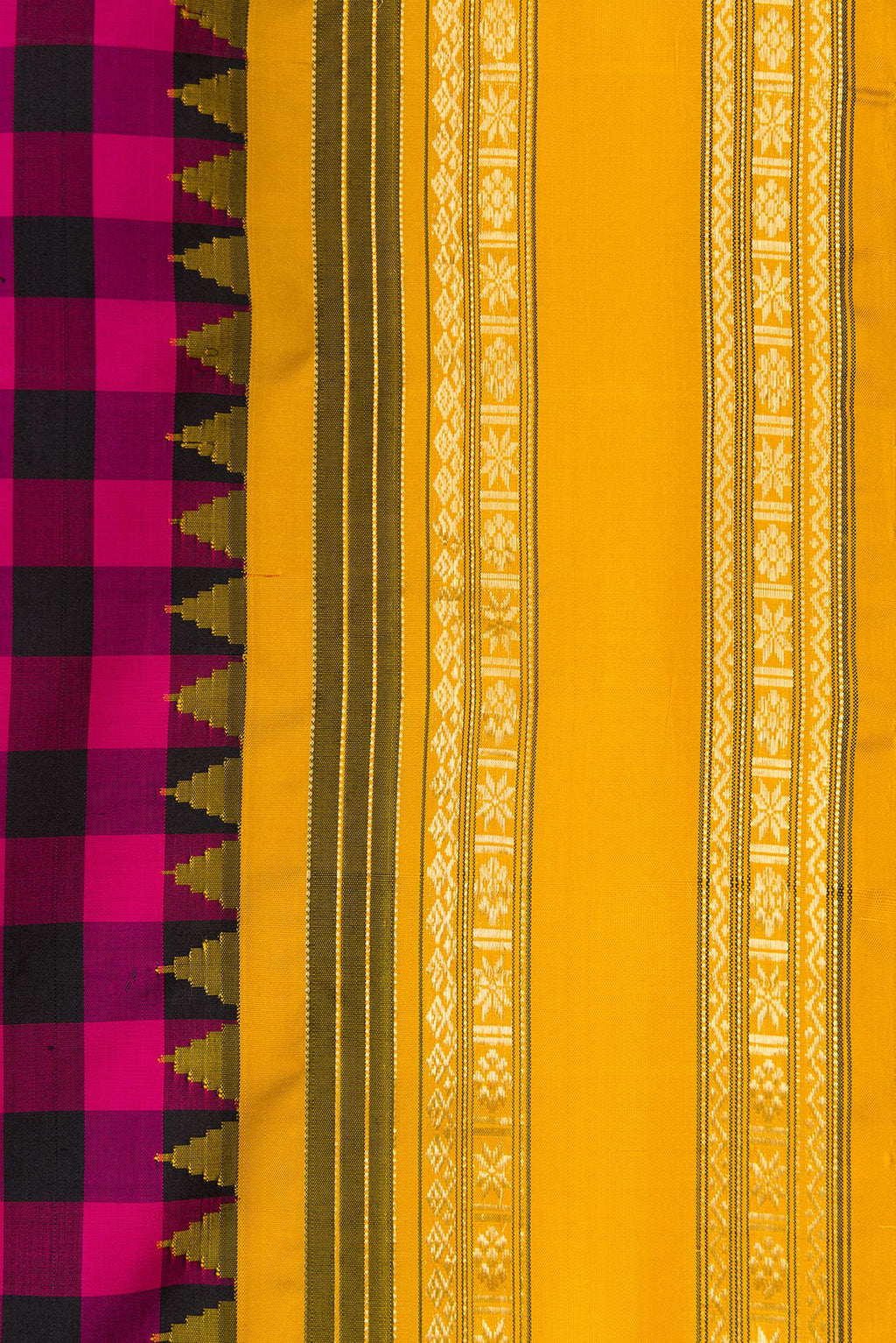 Border image of Black and Pink Color Gadwal Silk Saree with Checked design on the body and Temple Border. 