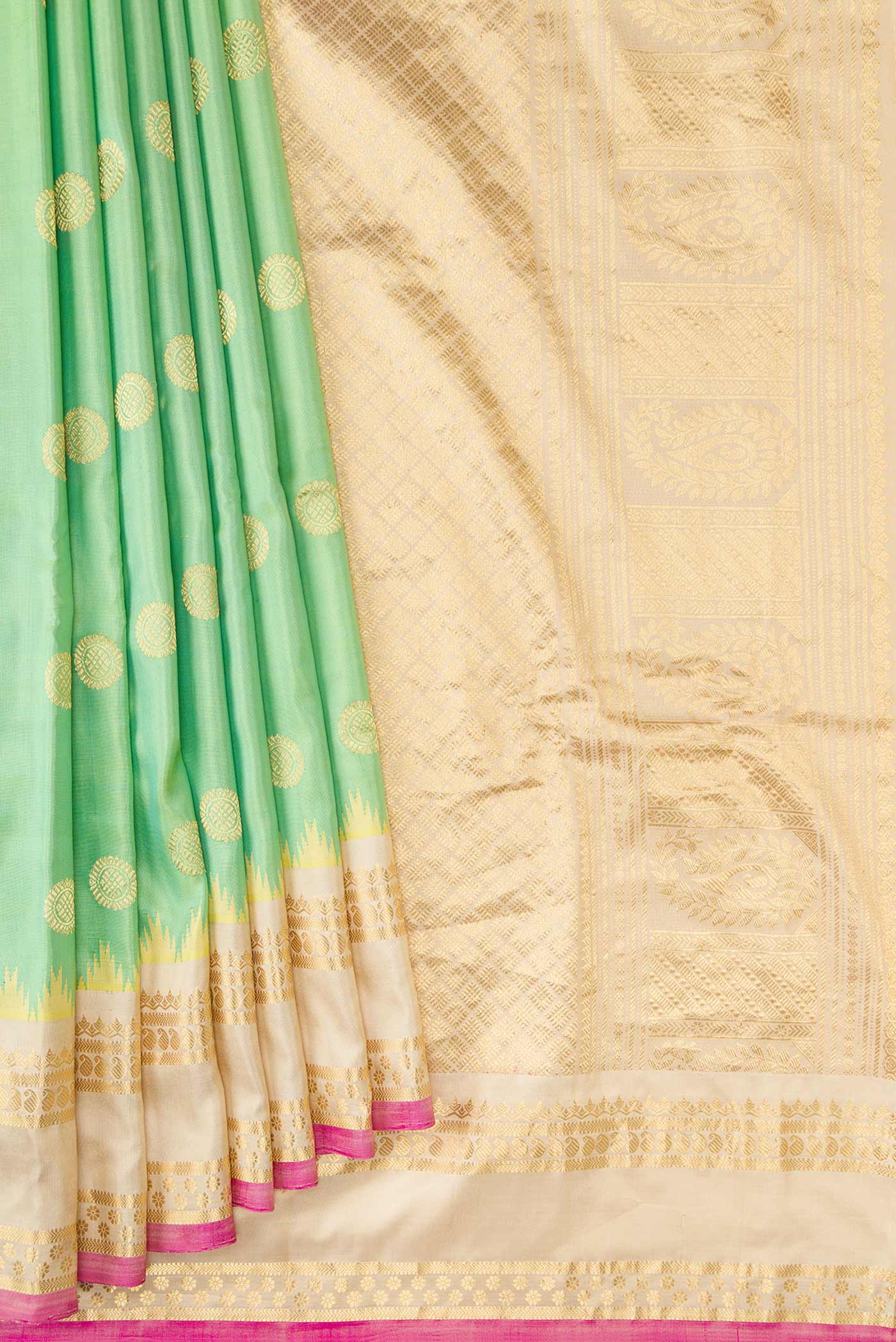 Pleats and pallu of Pista Green Dual Tone Gadwal Silk Saree with Zari Butta on the body and Zari Border
