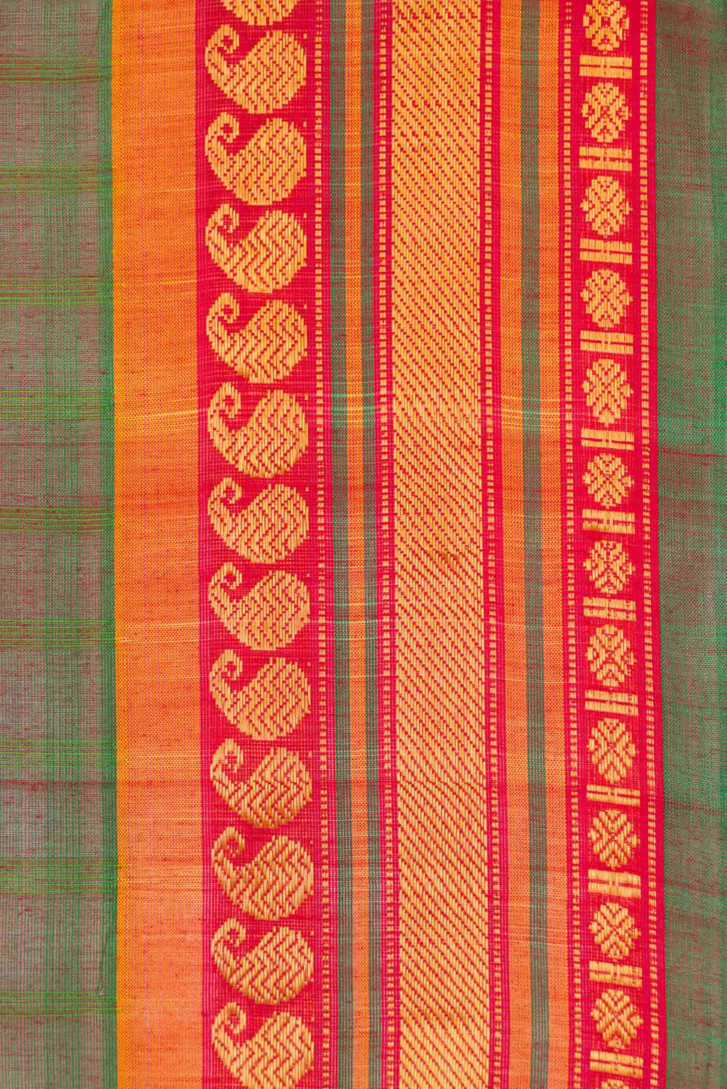 Border image of Green Dual Tone Gadwal Silk Saree with Checked design on the body and Zari Border