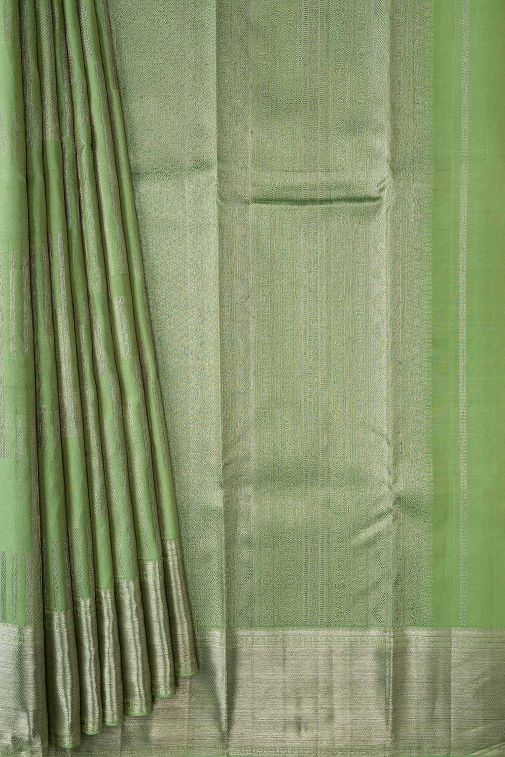 pleats pallu