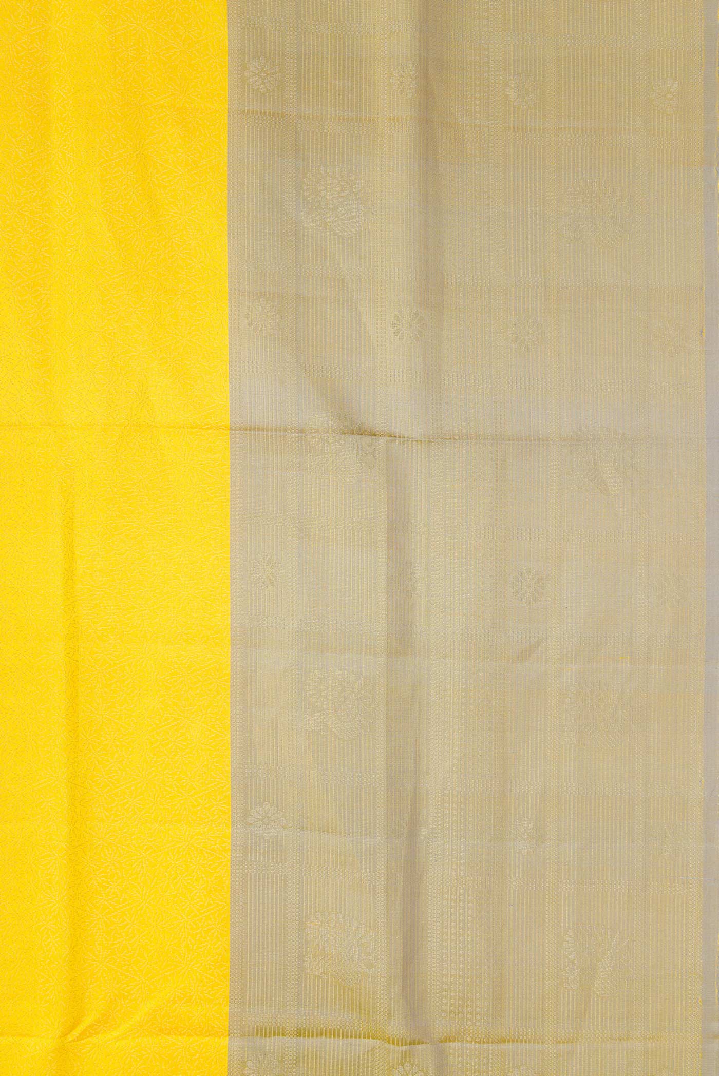 Border image of Yellow Dual Tone Soft Silk Saree with Zari Brocade on the body and Zari Border. 