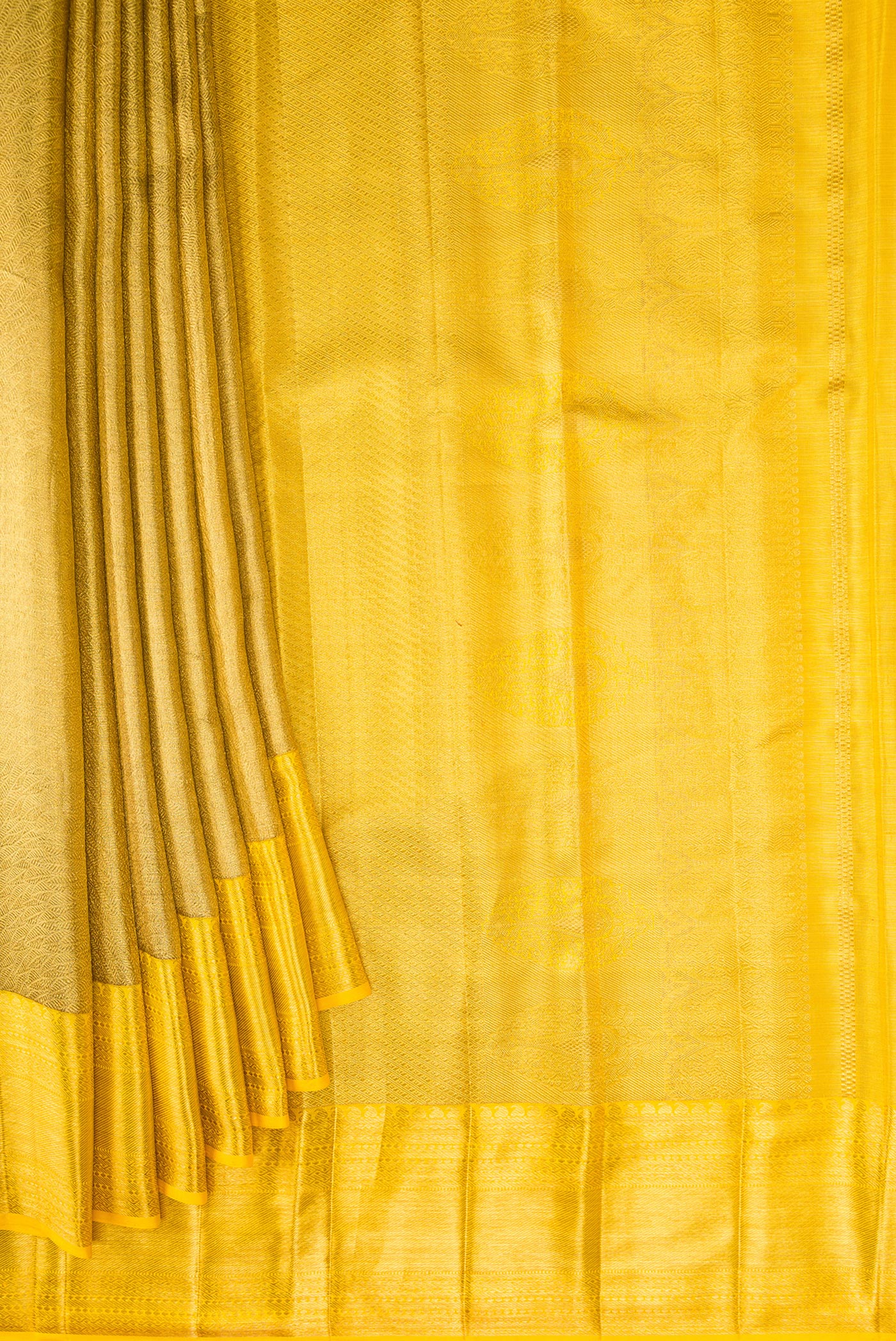 Pleats and pallu of Gold Dual Tone Kanjivaram Tissue Silk Saree with Zari Brocade on the body and Zari Border. 