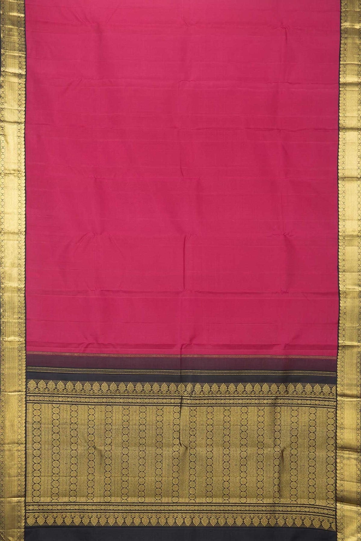 Flat view of Pink Dual Tone Kanchipuram Silk Saree with Plain Body and Zari Border