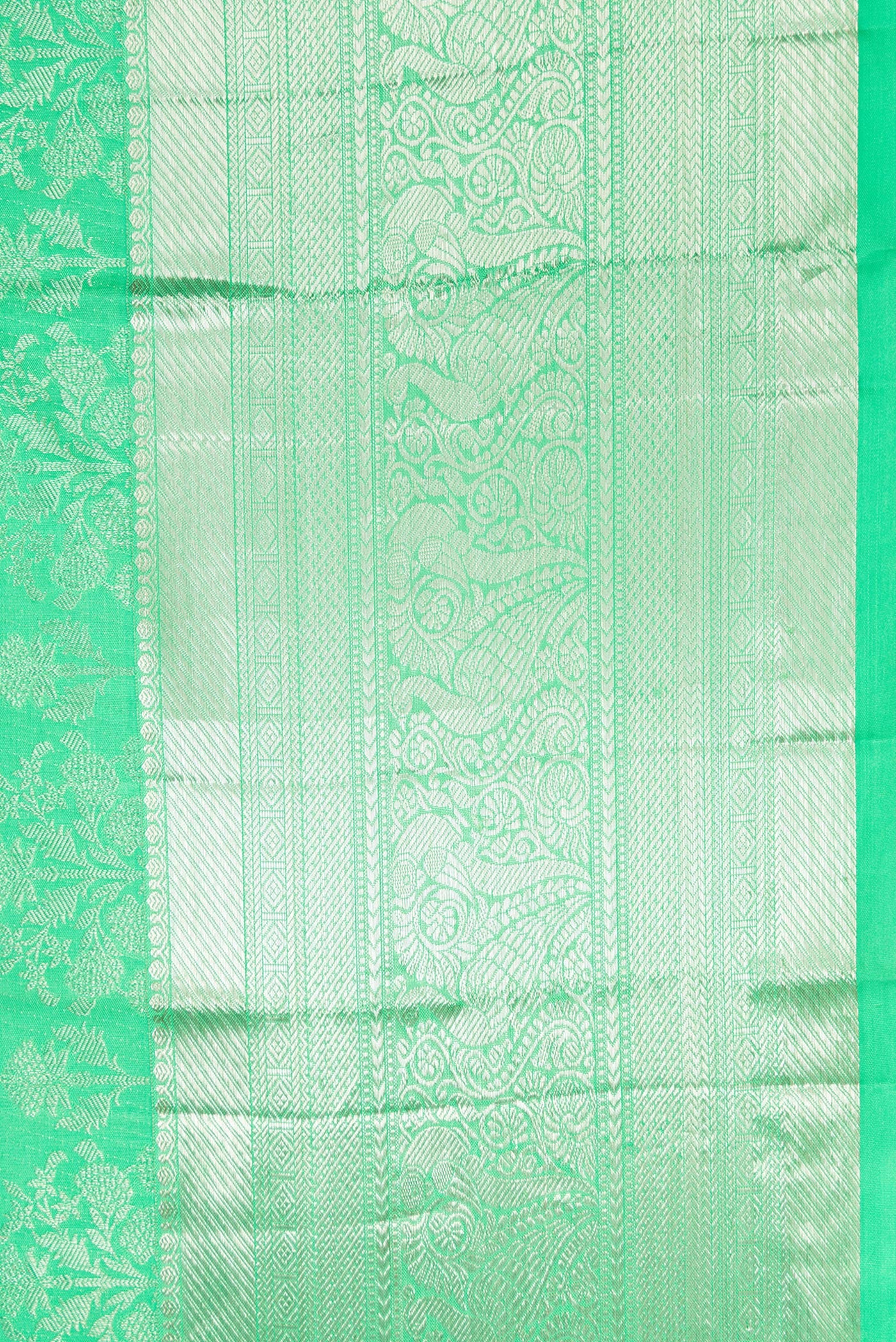 Border image of Parrot Green Dual Tone Kanjivaram Silk Saree with Zari Brocade on the body and Zari Border. 