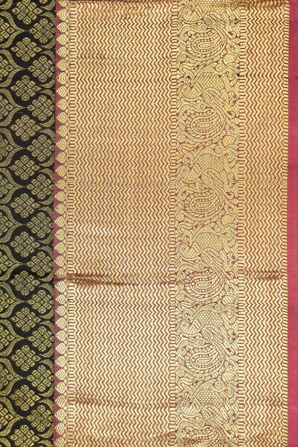 Border image of Black Dual Tone Kanjivaram Silk Saree with Zari Brocade on the body and Zari Border. 