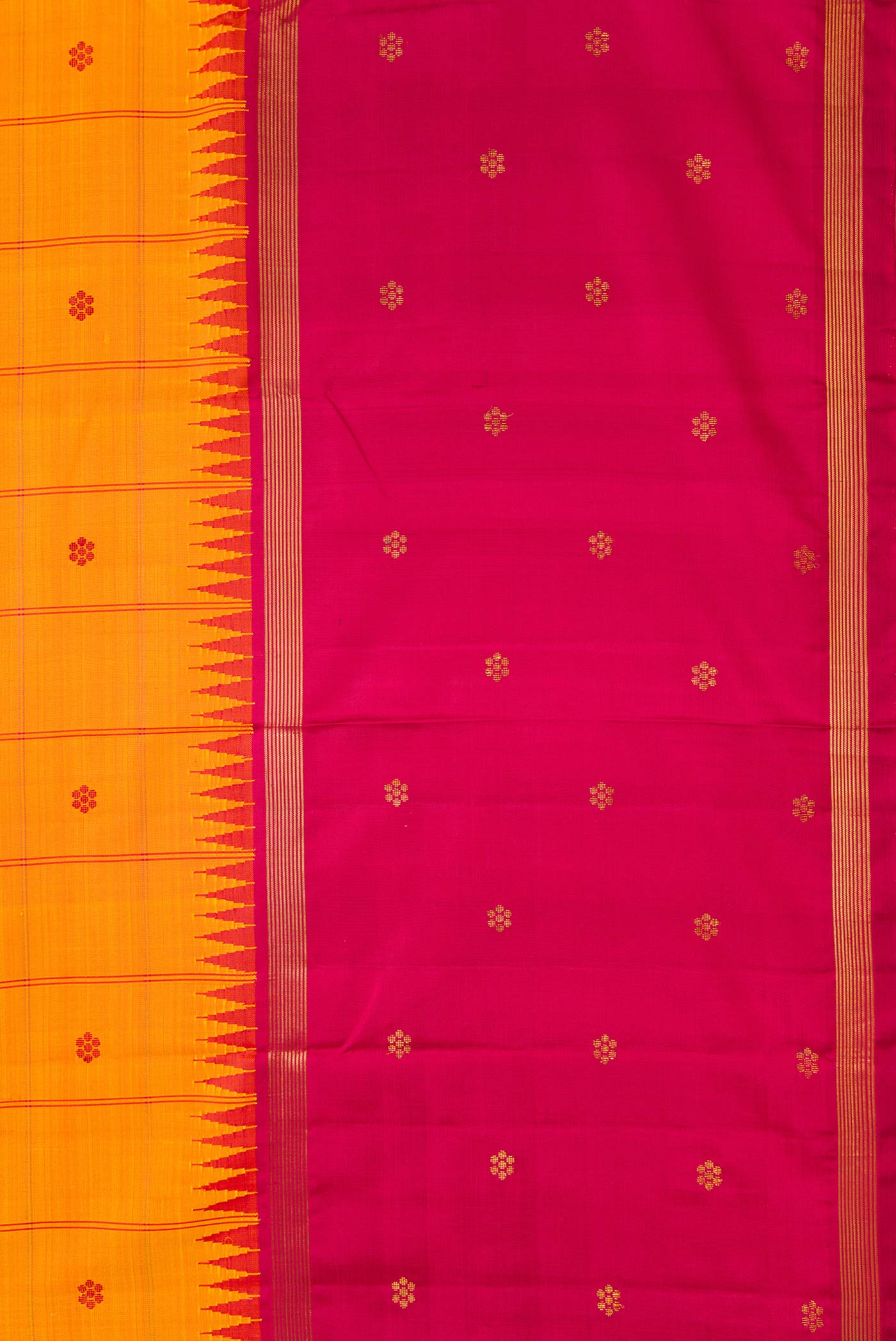 Border image of Orange Dual Tone Kanchipuram Silk Saree with Checked design on the body and Zari Border