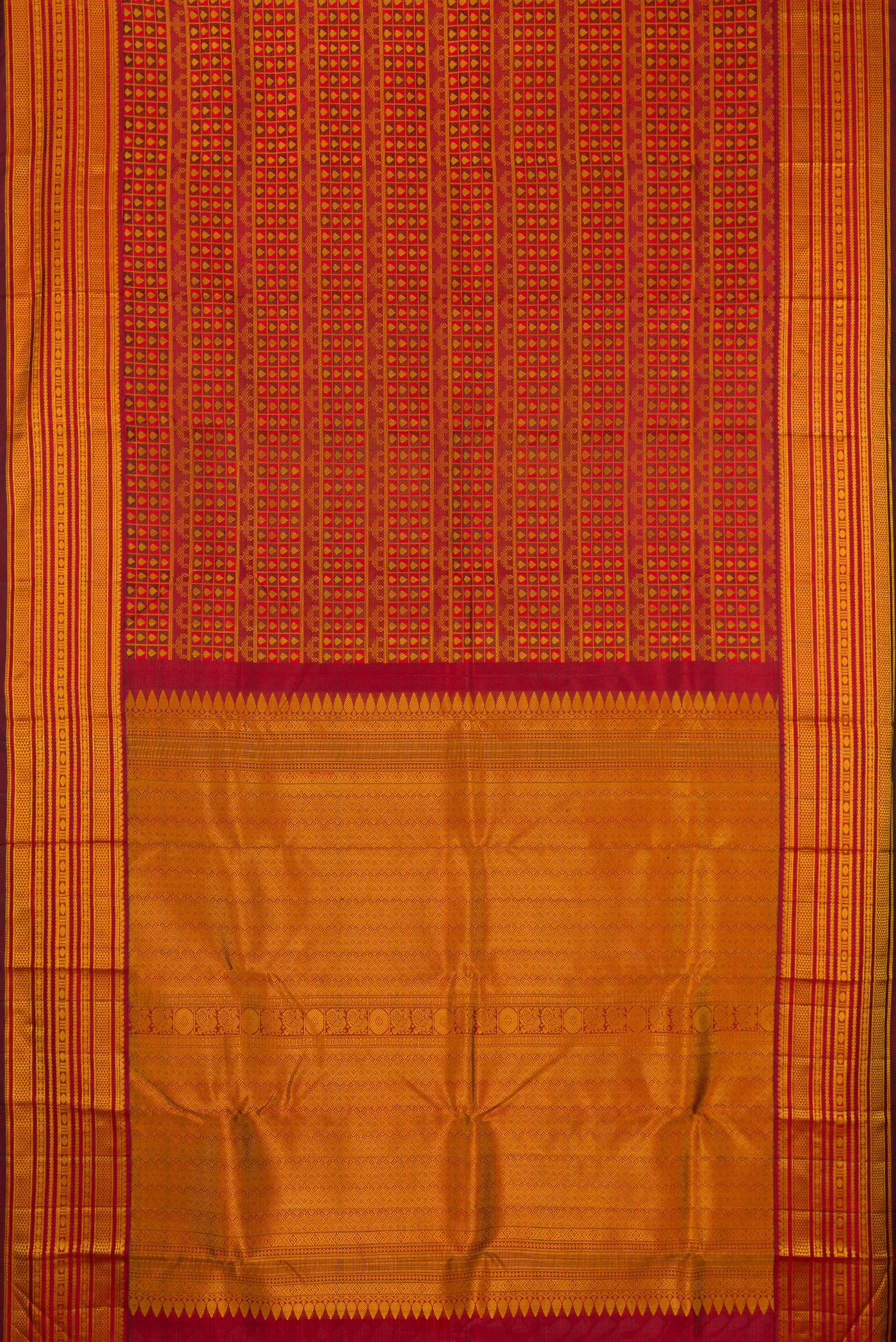 Flat view of Maroon Kanjivaram Silk Saree with Jacquard design on the body and Thread Border. 