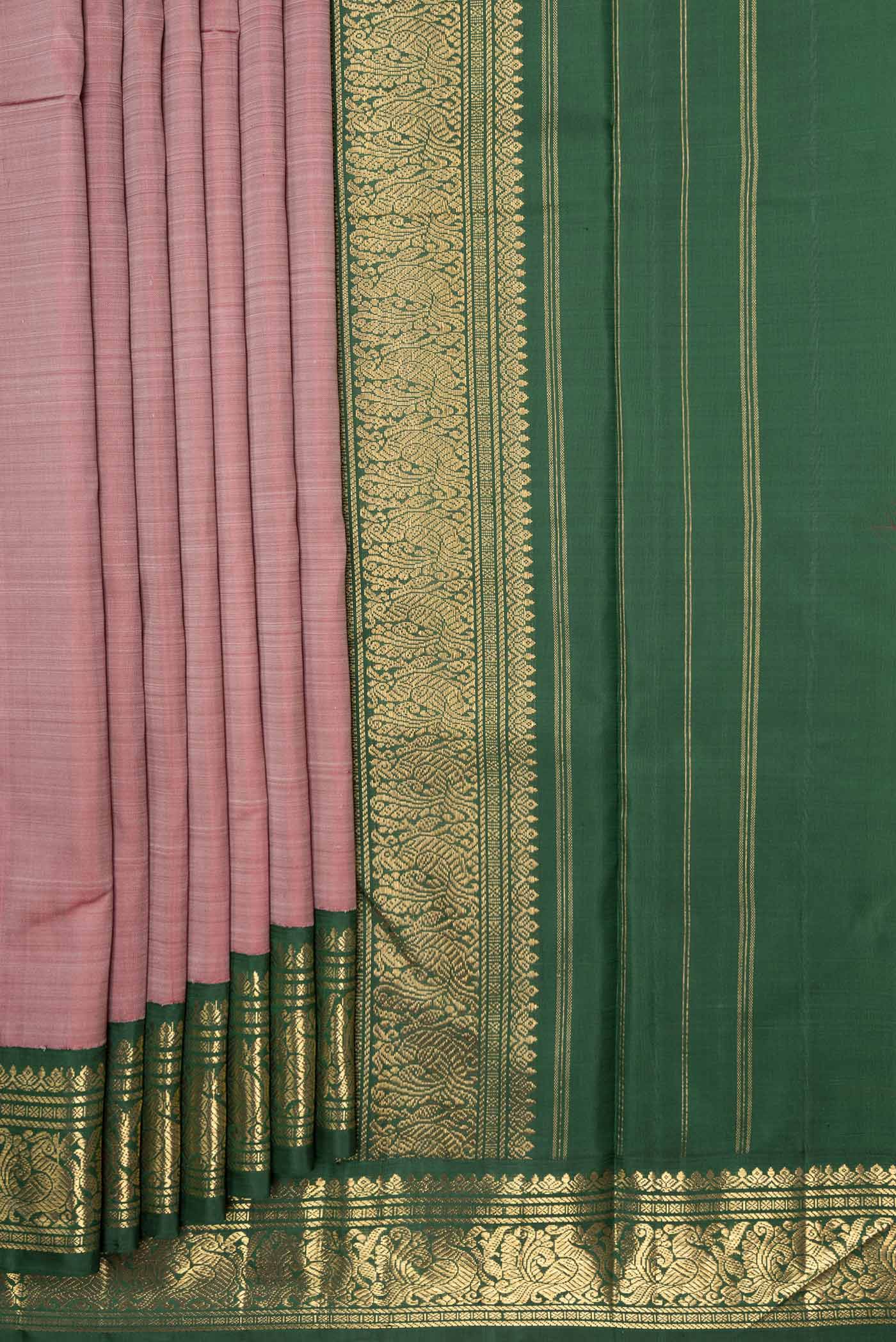 pleats pallu