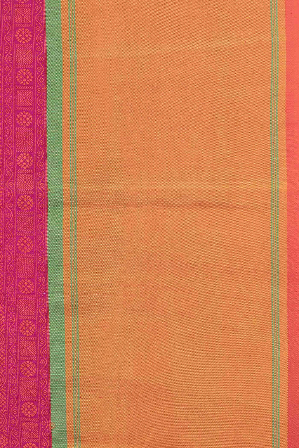 Border image of Pink Dual Tone Kanjivaram Saree with Jacquard design on the body and Plain Border. 