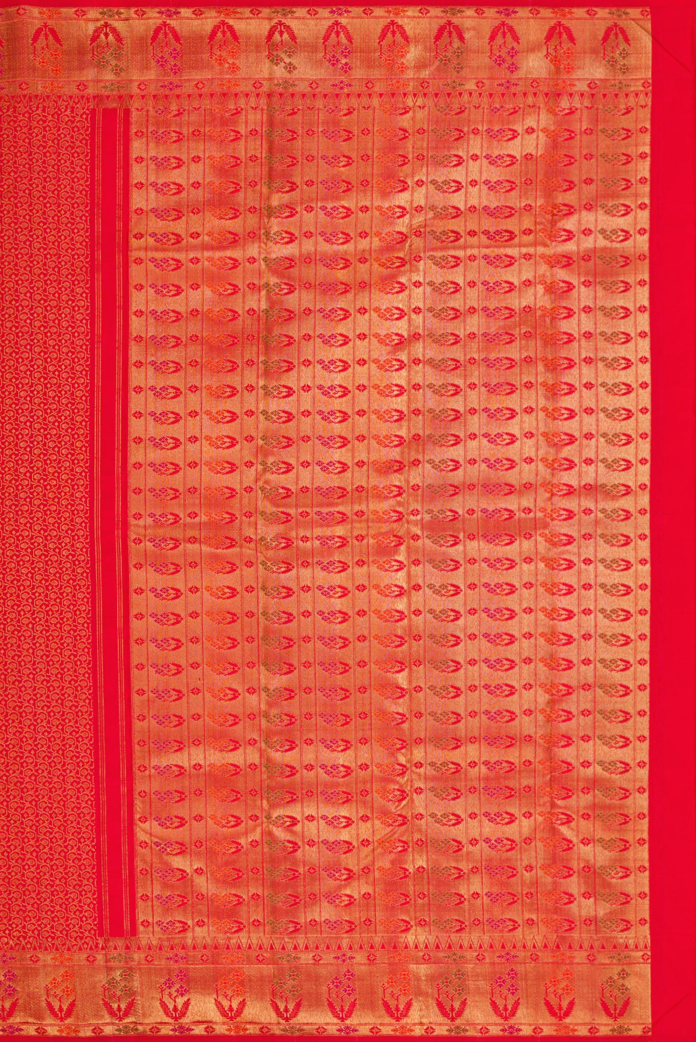 Close up image of the pallu of Pure Silk Pure Zari Red Dual Tone Kanjivaram Saree with Zari Brocade on the body and Zari Border. 