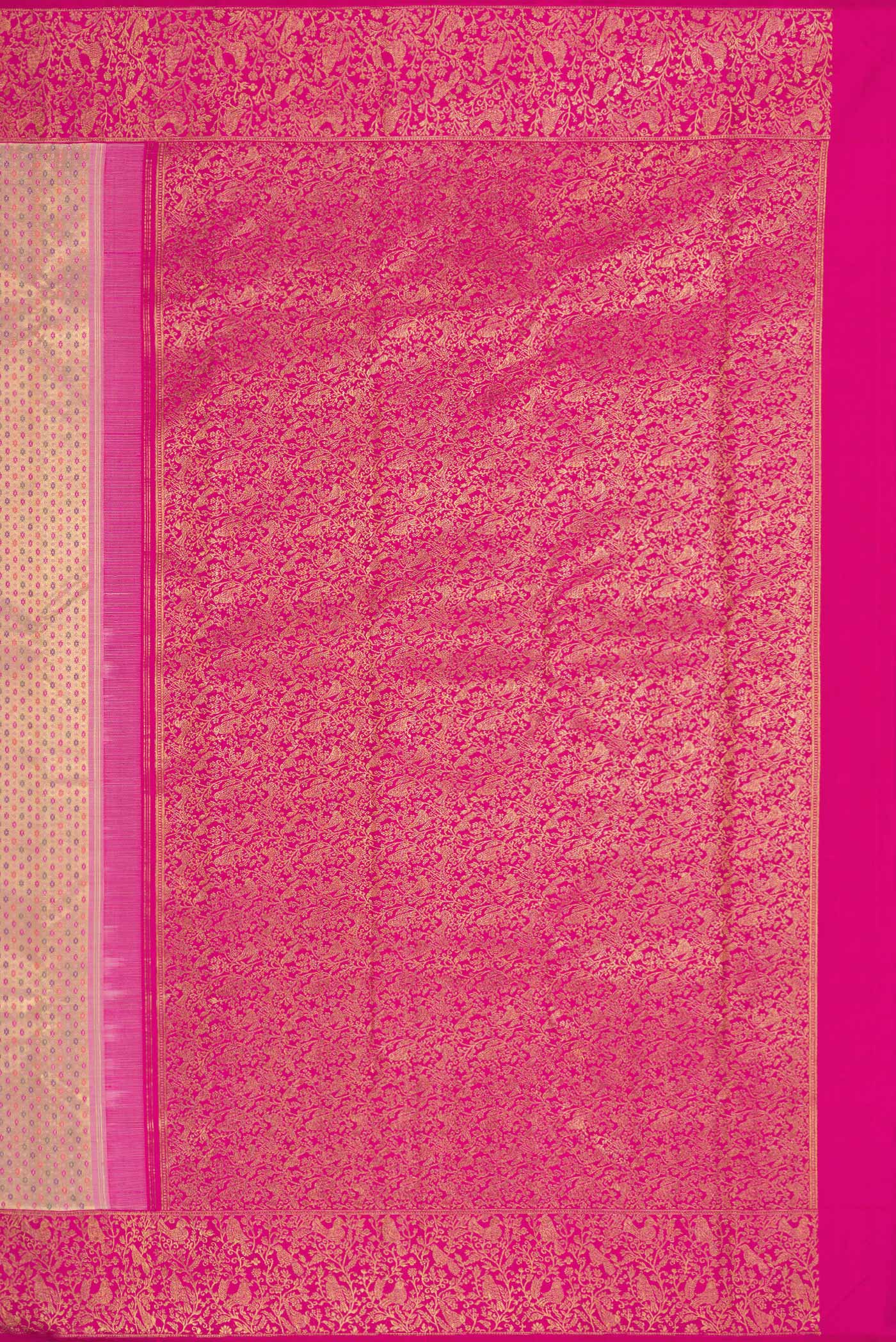 Close up image of the pallu of Pure Silk Pure Zari Golden Peach Dual Tone Kanjivaram Saree with Zari Brocade on the body and Zari Border. 