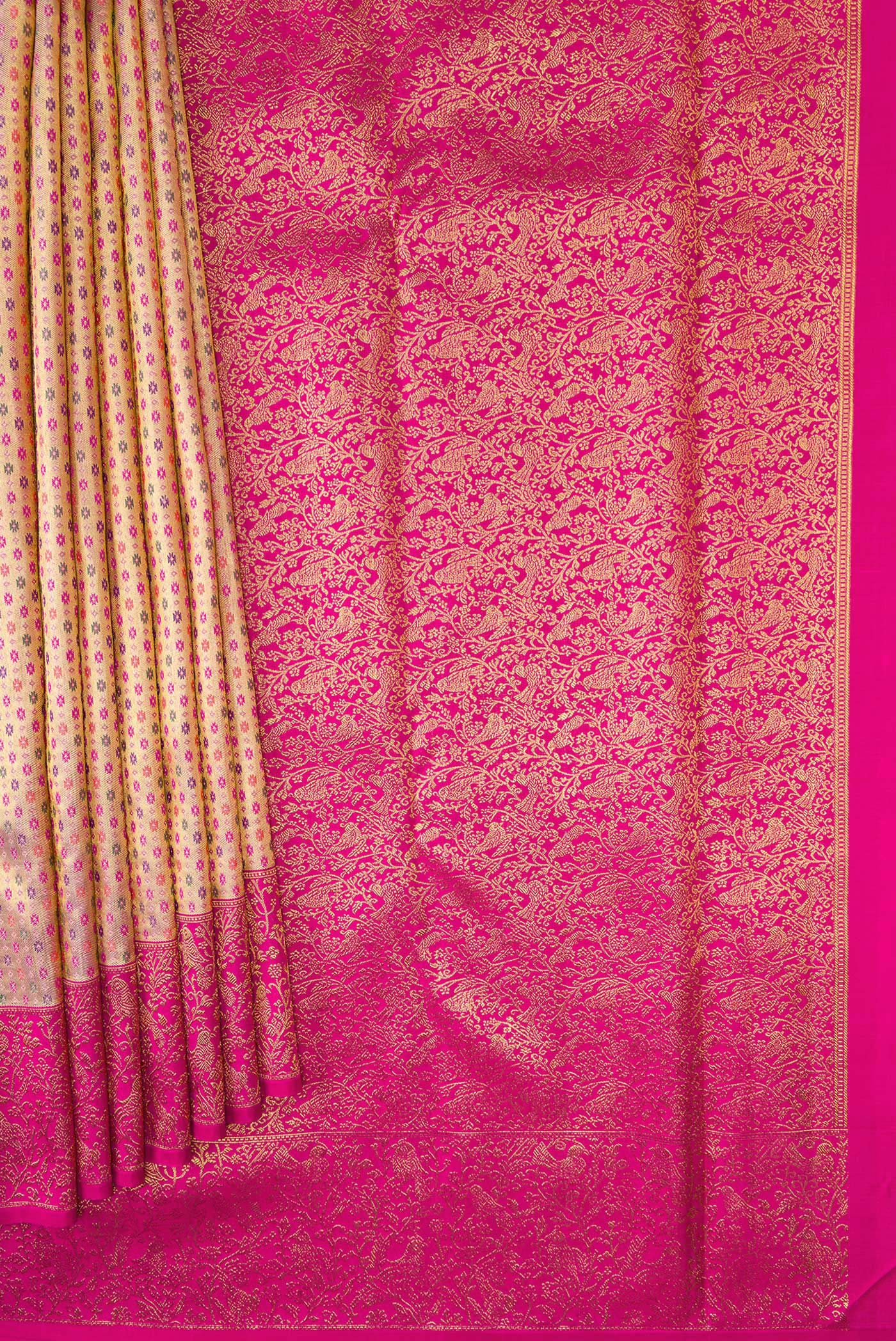 Pleats and pallu of Pure Silk Pure Zari Golden Peach Dual Tone Kanjivaram Saree with Zari Brocade on the body and Zari Border. 